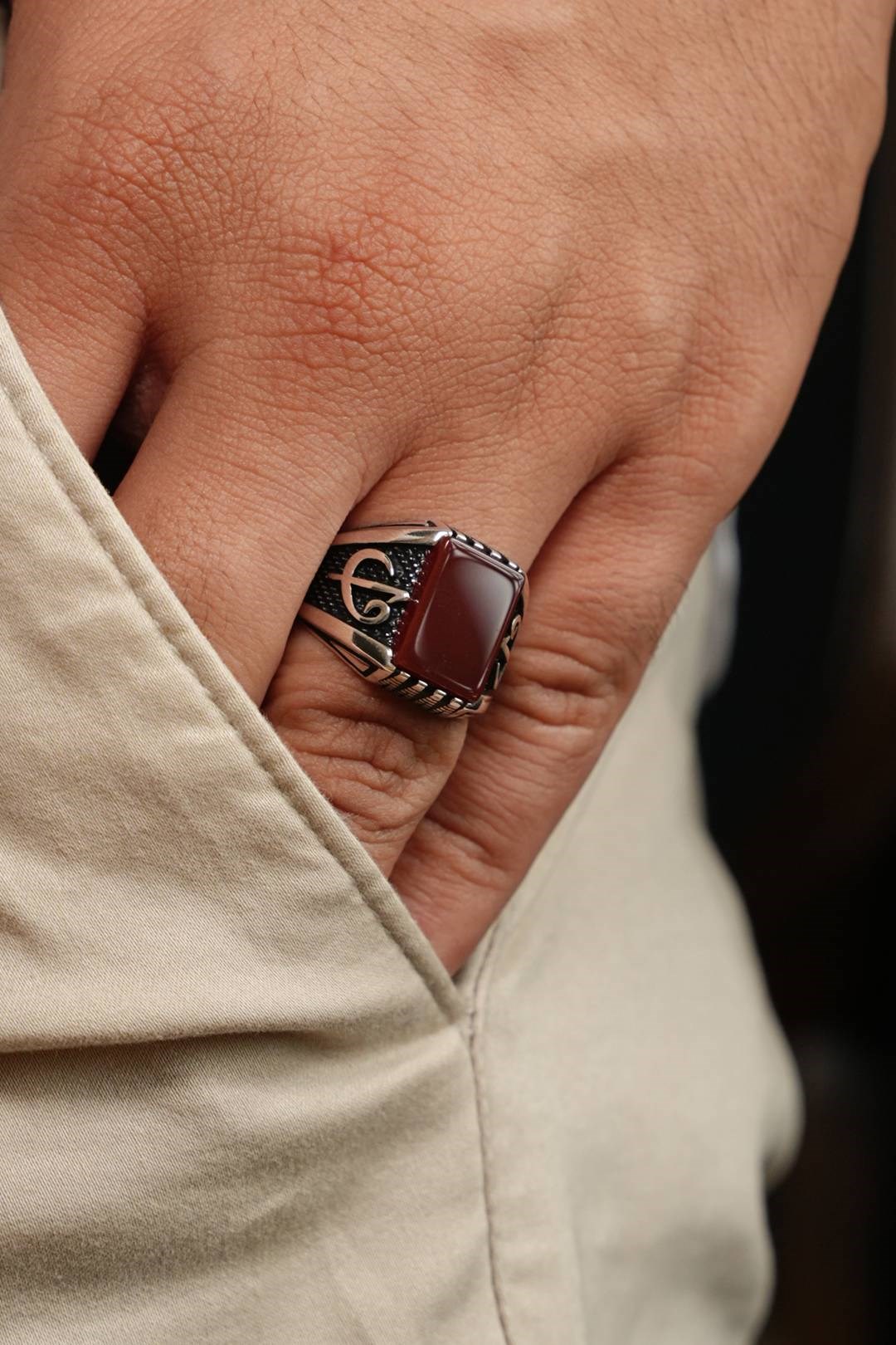 Alif Vav Agate Stone-set Silver Ring
