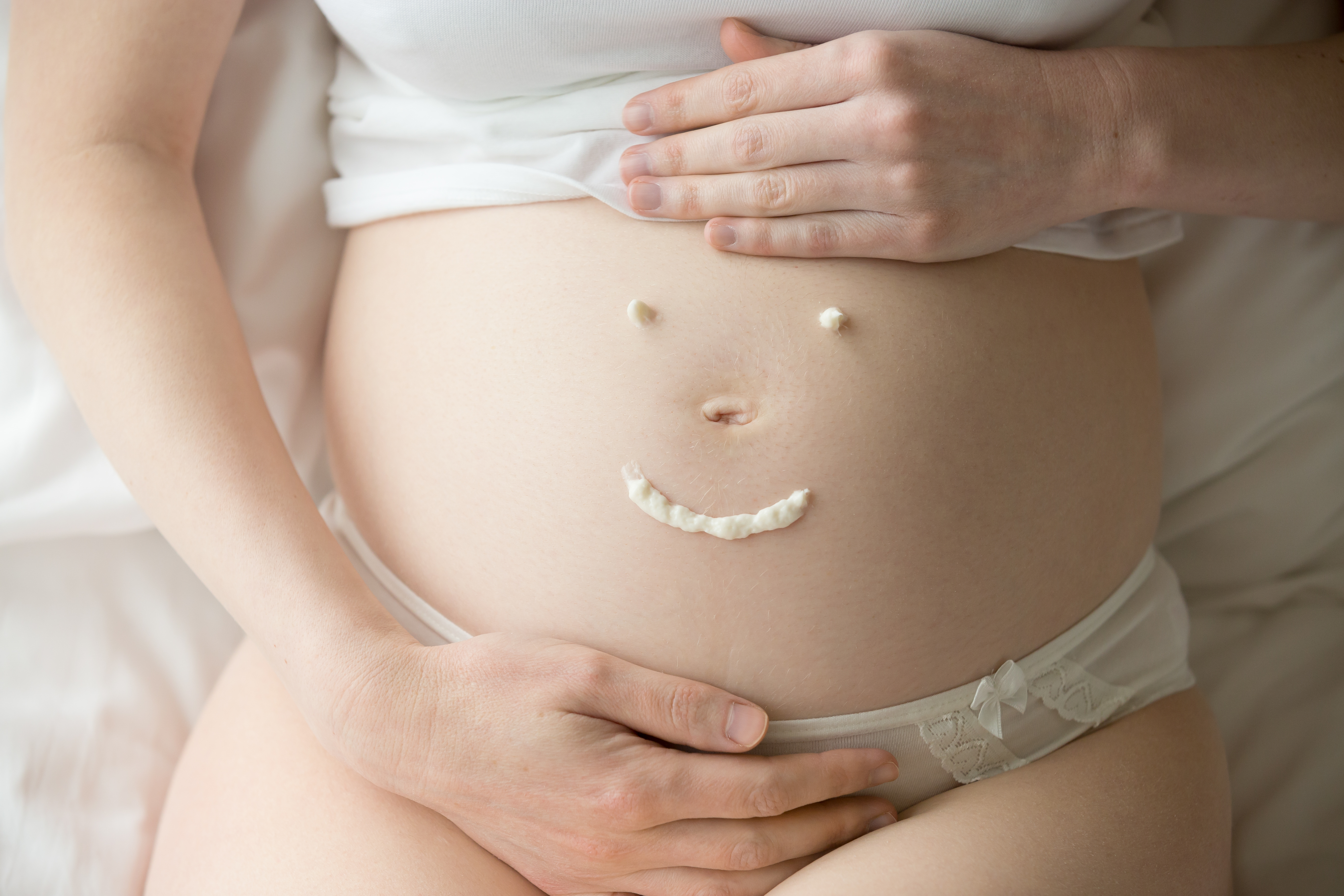 Hamilelik Çatlakları: Doğumdan Sonra İyileşmenin 11 Güvenli Yolu