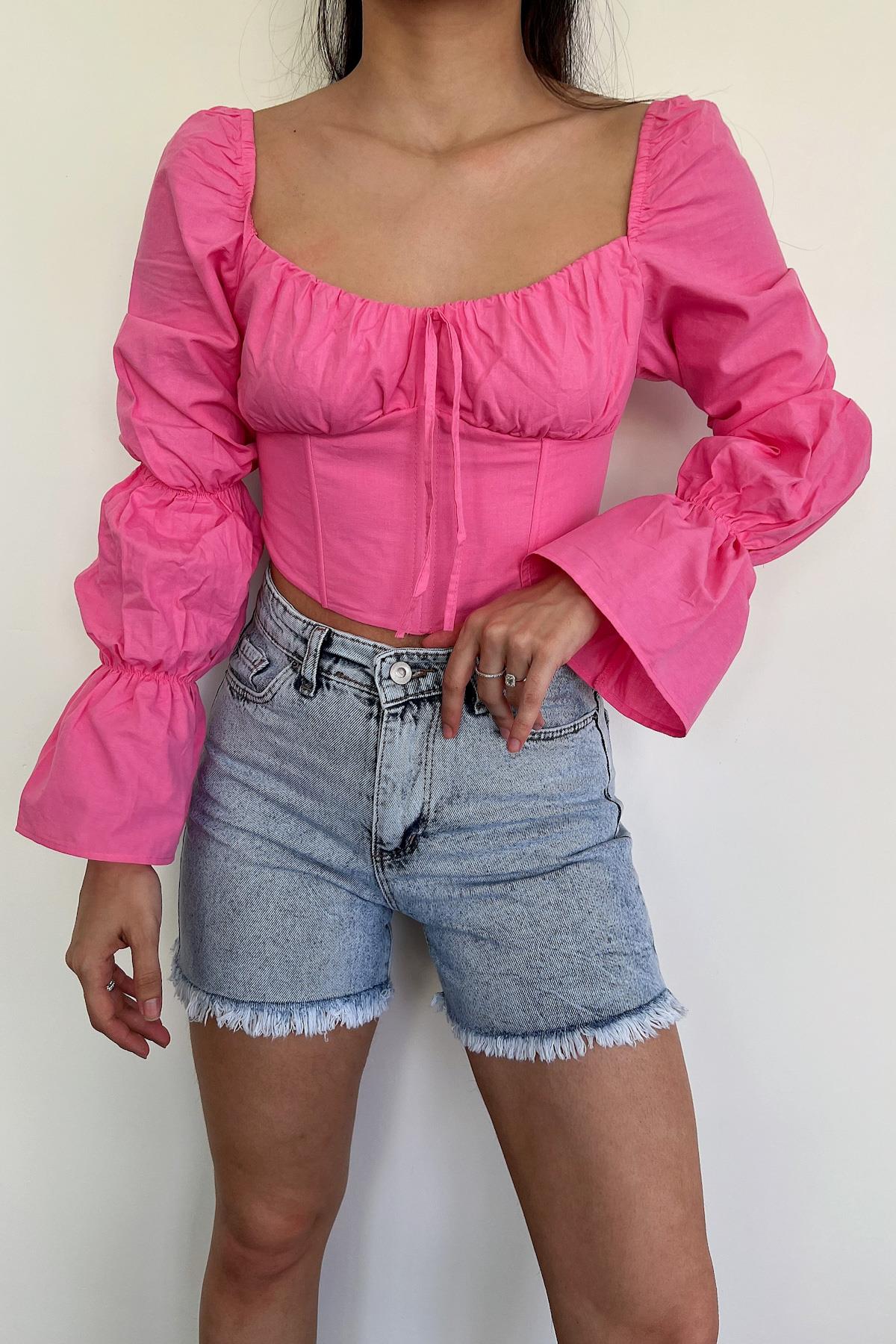 BLUSE MIT SPANISCHEN ÄRMELN