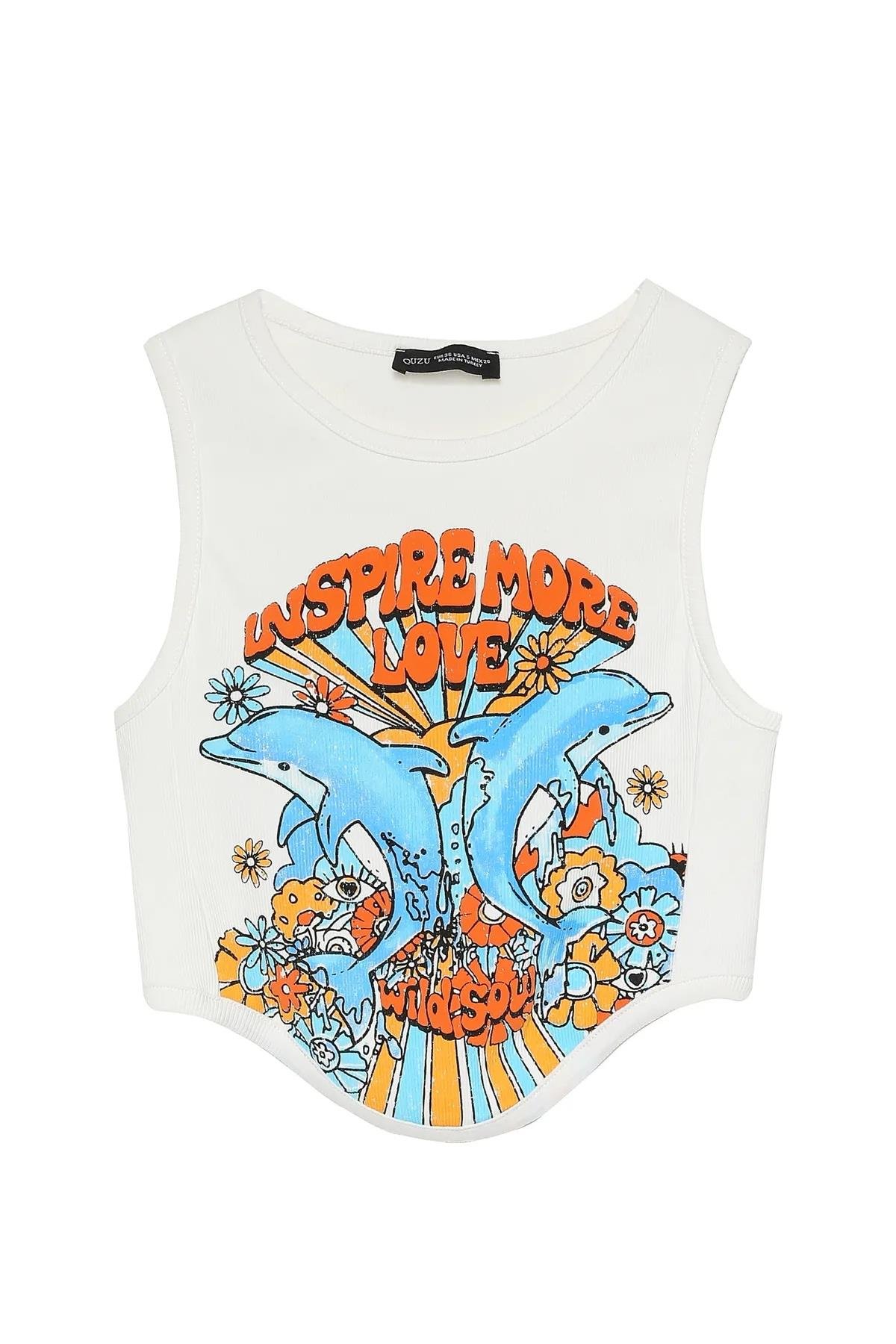 PRINTED HALTERED COLLAR SLEEVELESS CROP T-SHIRT