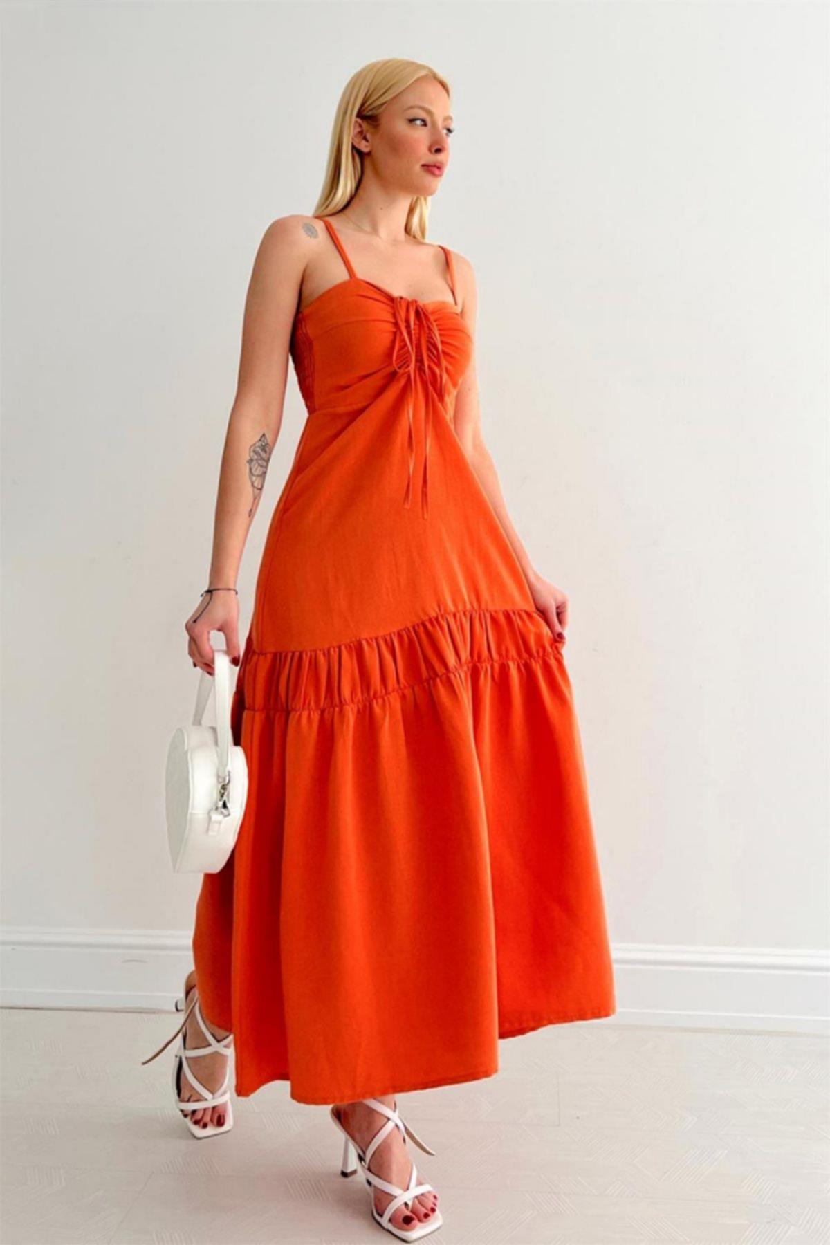 ПОДВЕСНОЕ ЛЬНЯНОЕ ПЛАТЬЕ С РУБАШКОЙ ПЕРЕДОМ