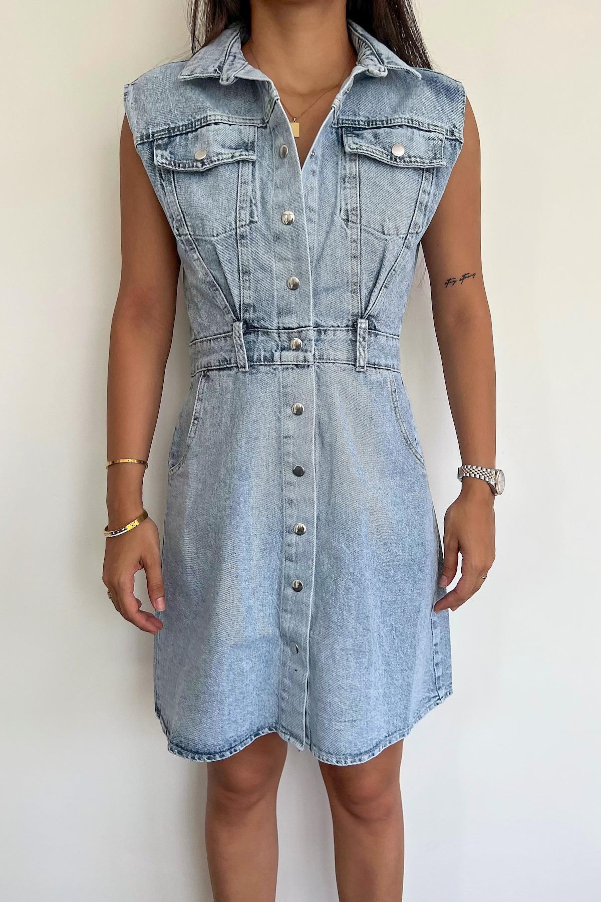 ZERO SLEEVE DENIM DRESS