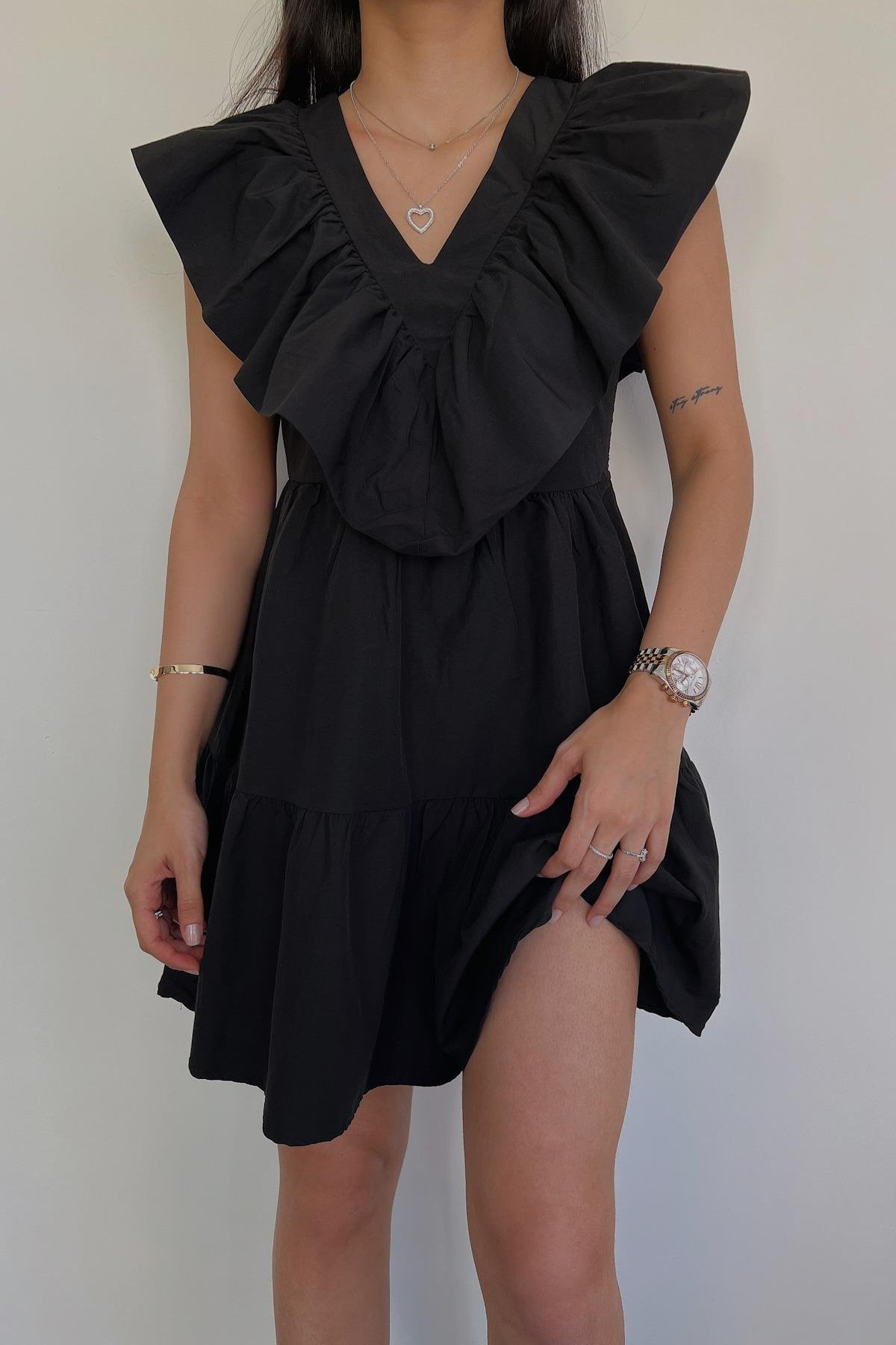 ПЛАТЬЕ С ОТКРЫТОЙ СПИНОЙ