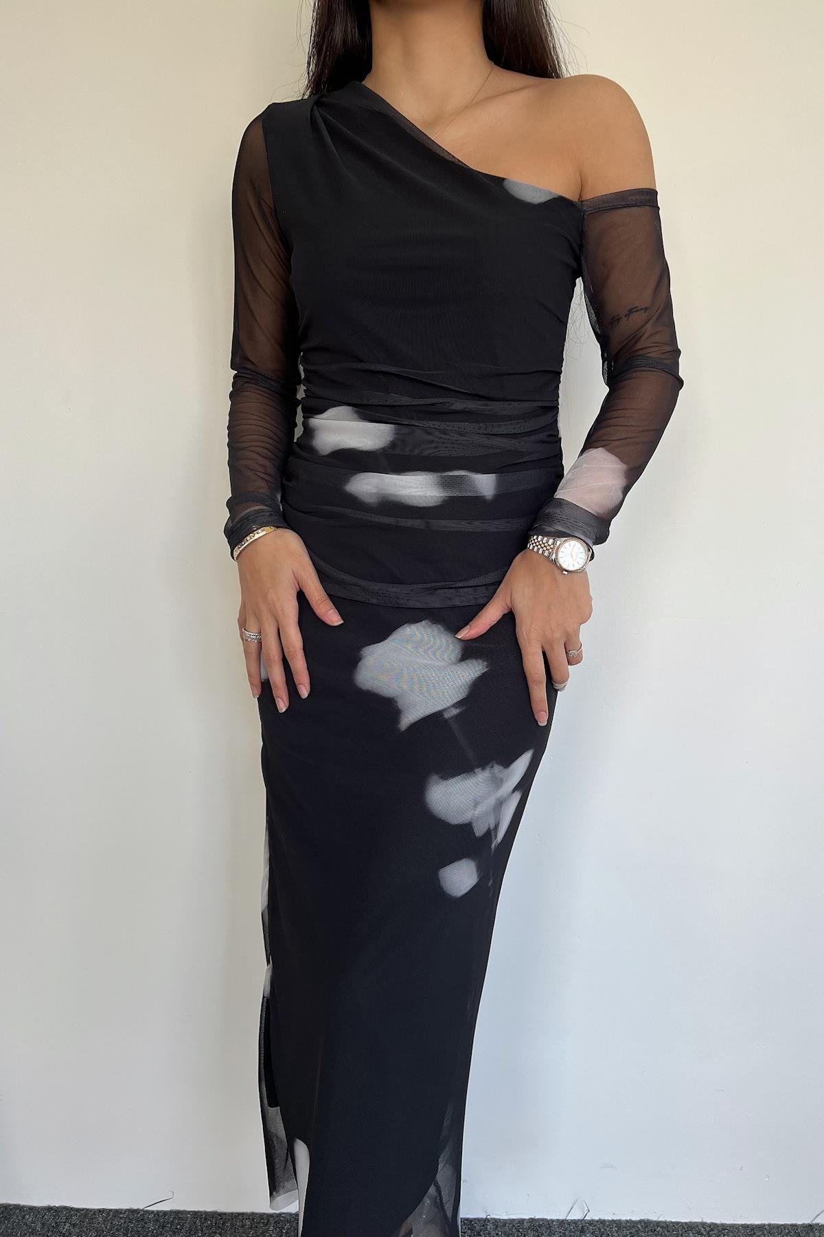 TÜL DETAYLI ELBİSE SİYAH-GRİ