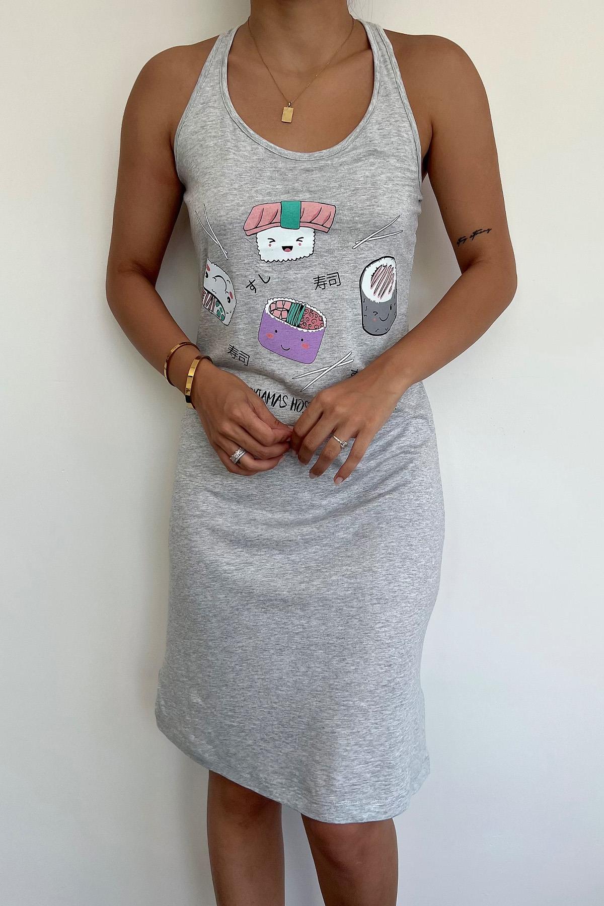 Sushi Party Baskılı ''Get Your Pyjamas Host a Sushi Party!!!'' Gecelik GRİ