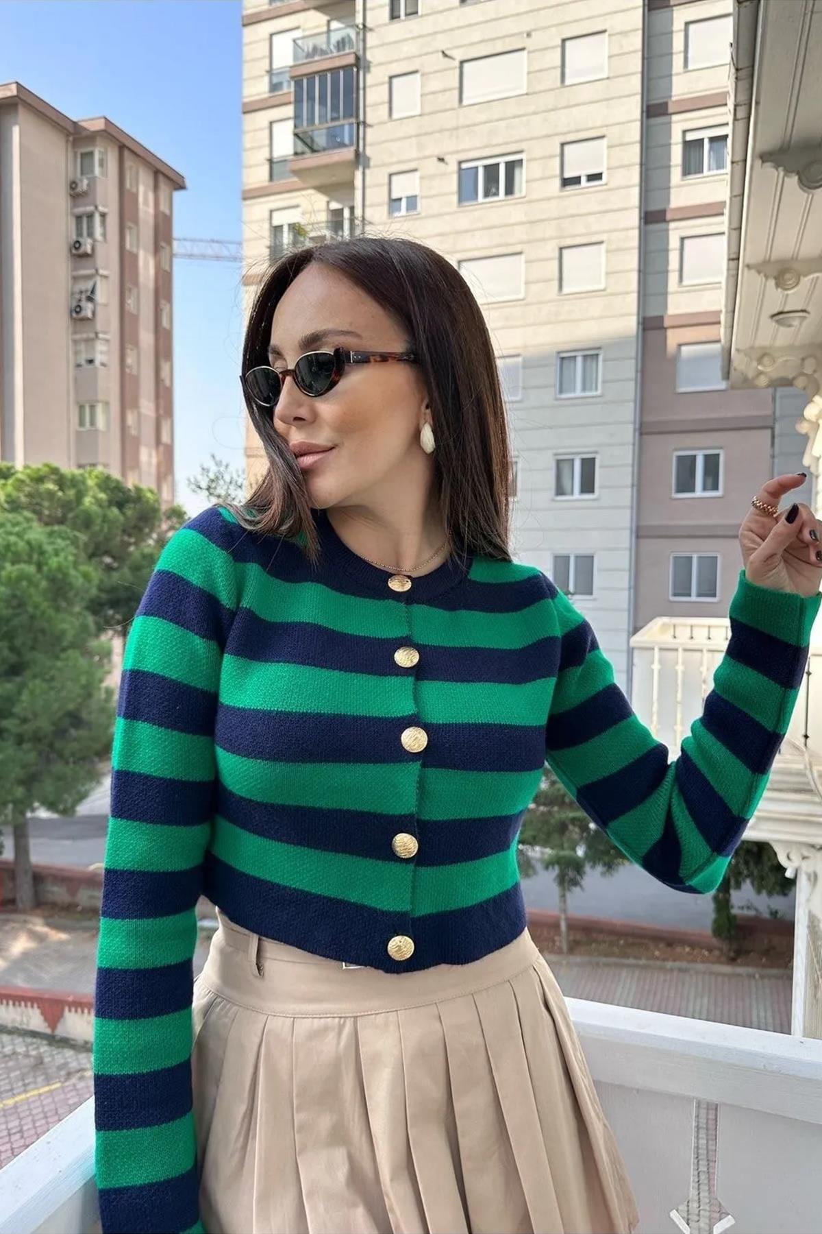 BİSİKLET YAKA ÇİZGİLİ TRİKO HIRKA YEŞİL-LACİ