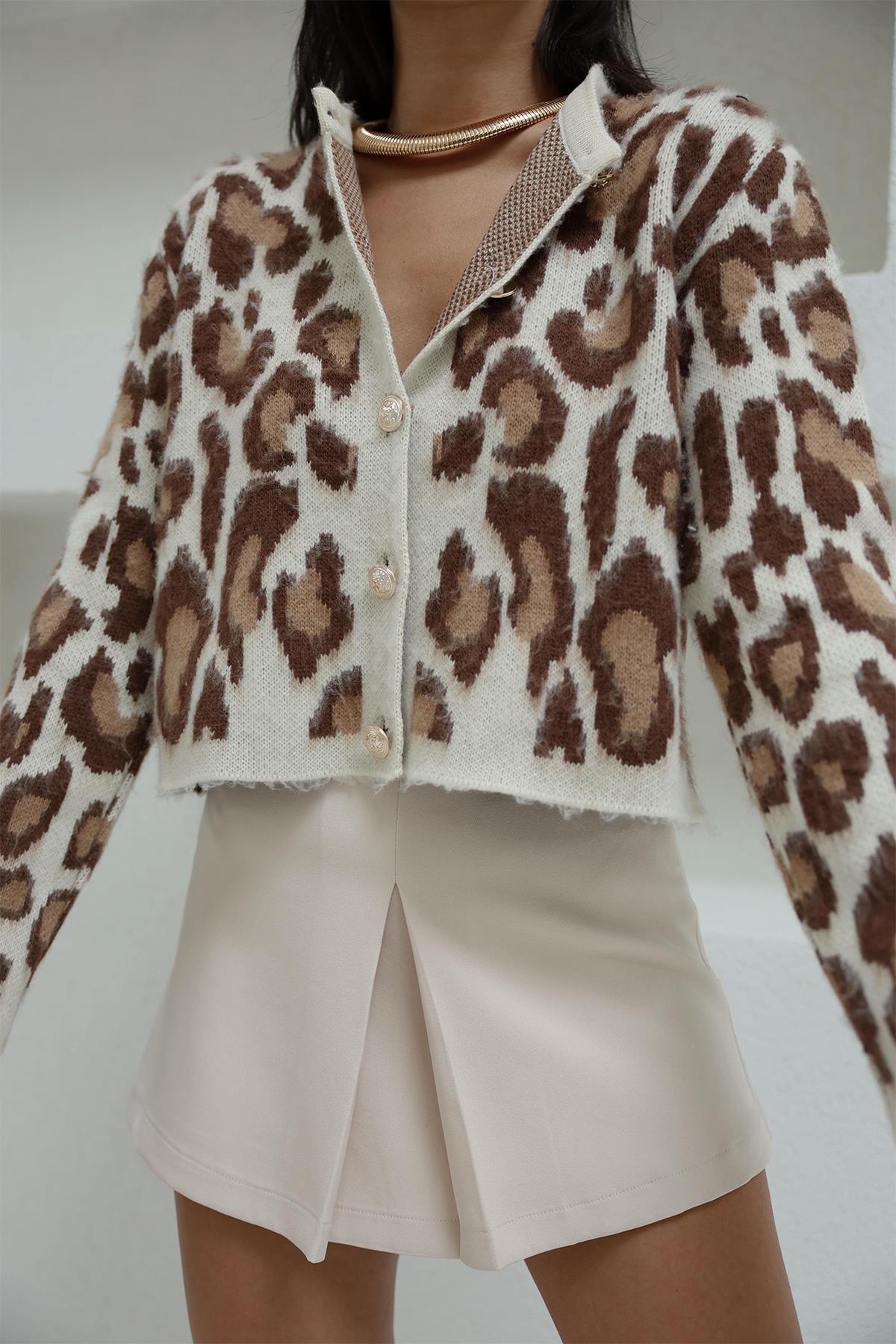 DORE DÜĞMELİ LEOPAR HIRKA KAHVE