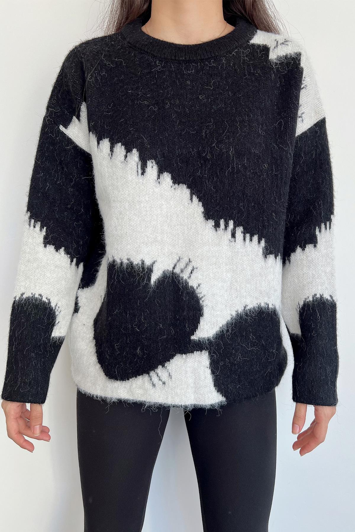 BİSİKLET YAKA ARA BOY 2 RENKLİ KAZAK SİYAH-KREM