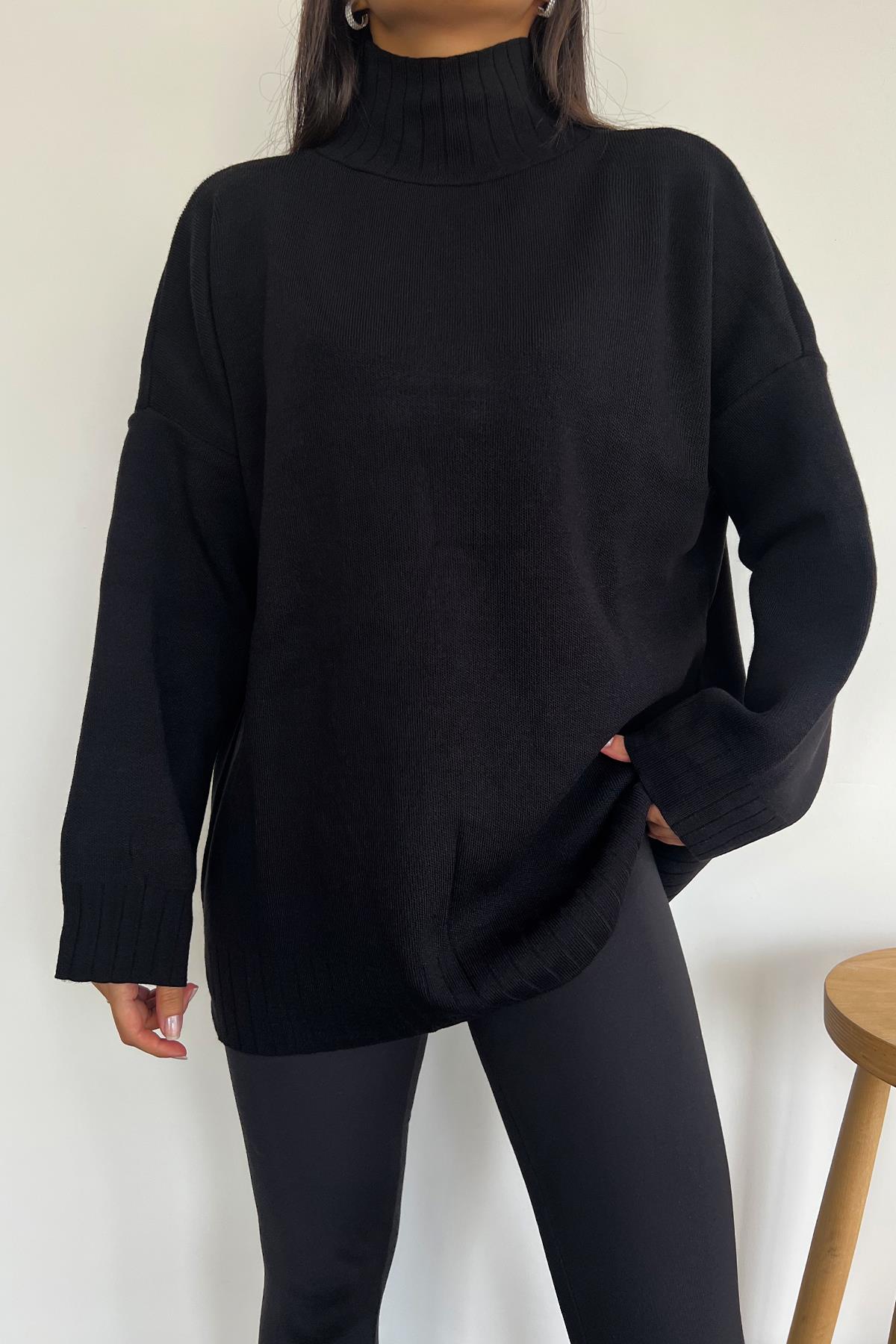 DİK YAKA ARA BOY TRİKO KAZAK SİYAH