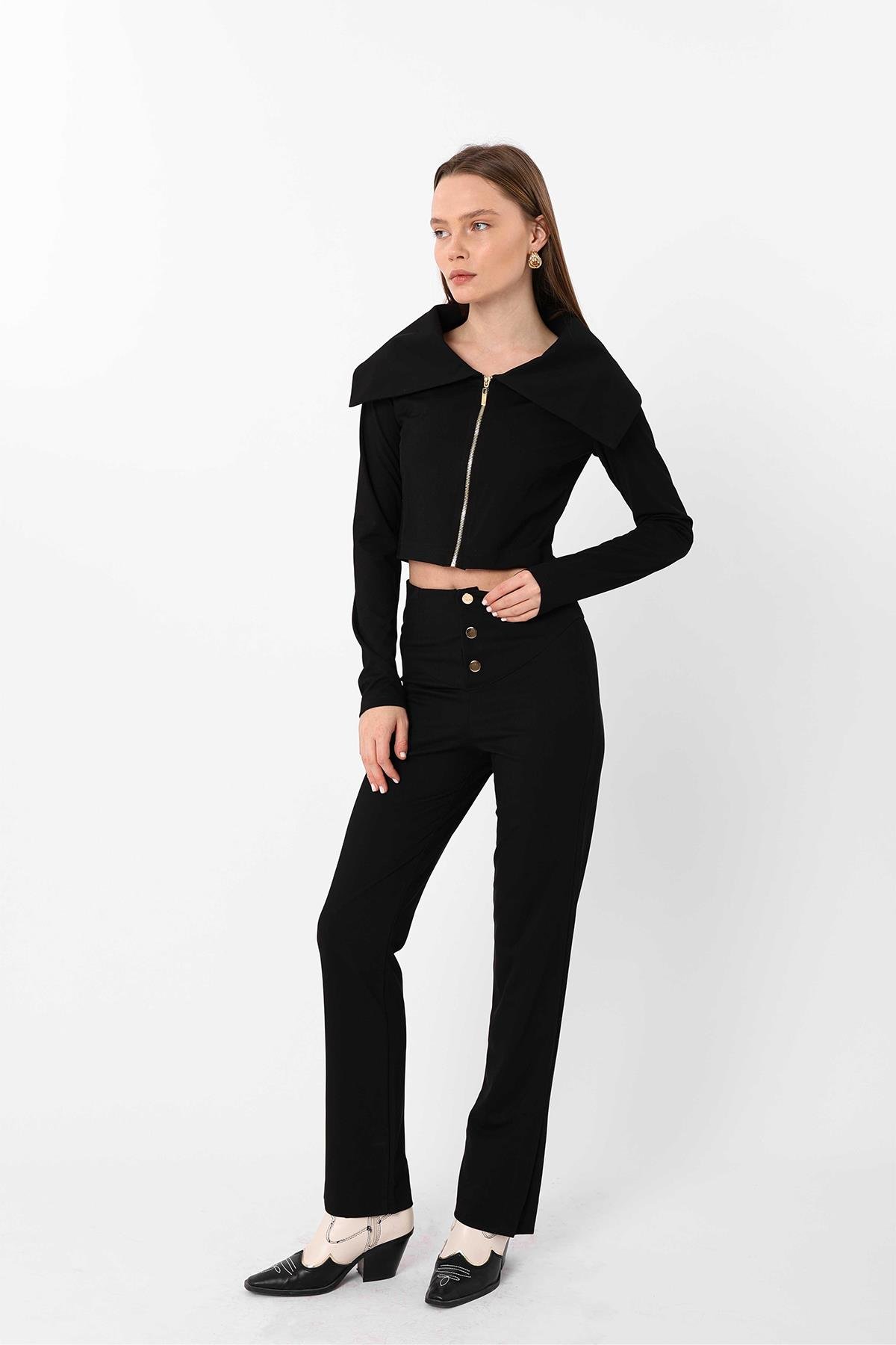 WIDE COLLAR ZIPPER CROP SWEATER