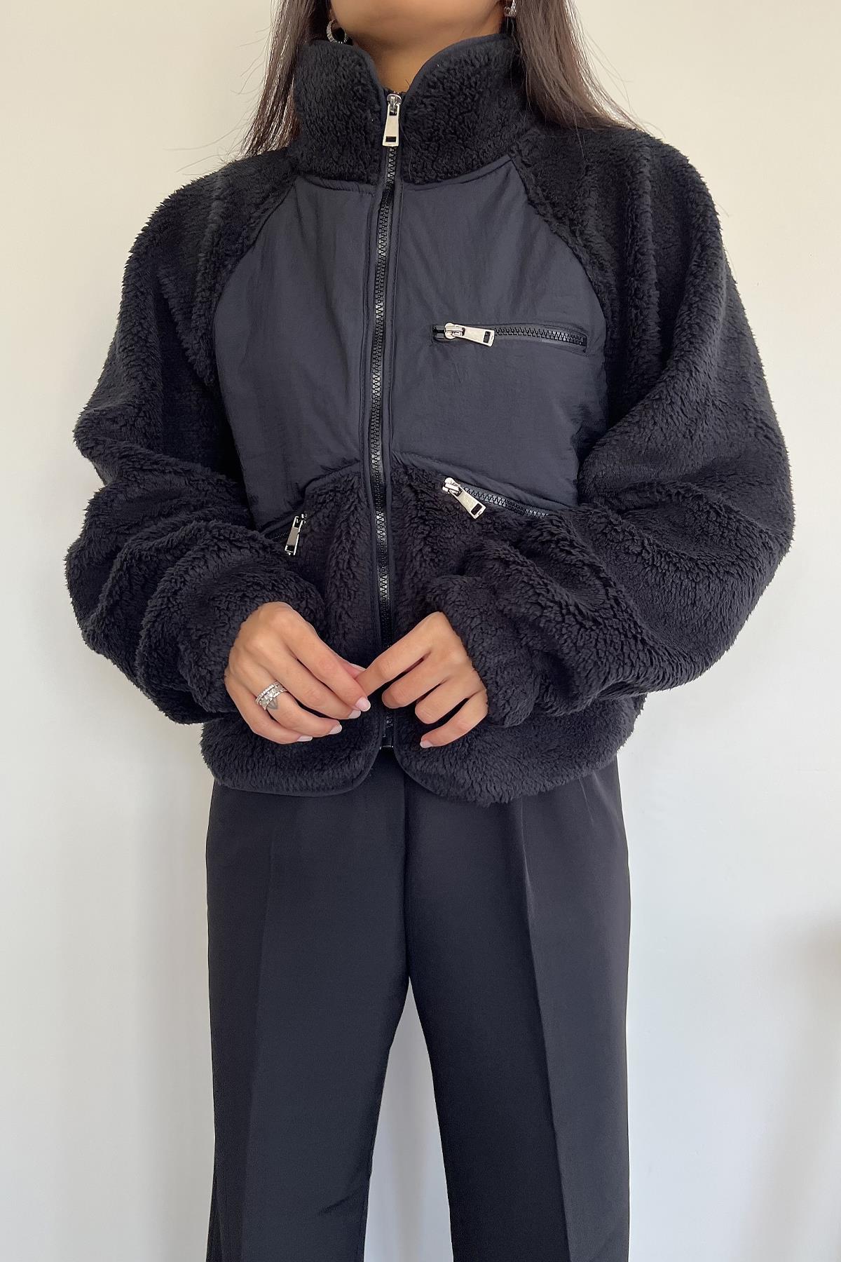 ПАЛЬТО ОВЕРСАЙЗ НА МОЛНИИ