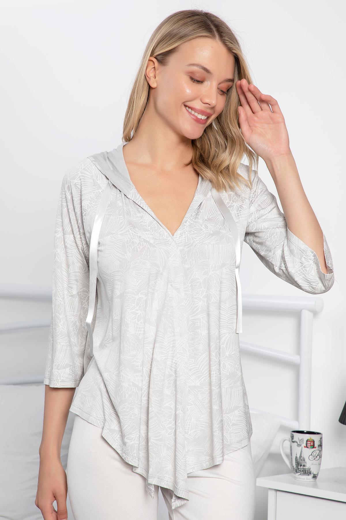 Kapüşonlu Önü Düğmeli Kurdeleli Sabahlık EKRU