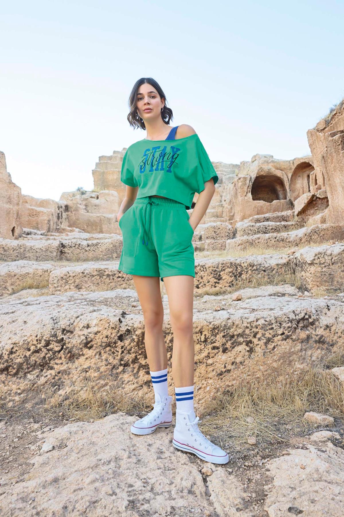 23084 3'LÜ ŞORT TK. YEŞİL