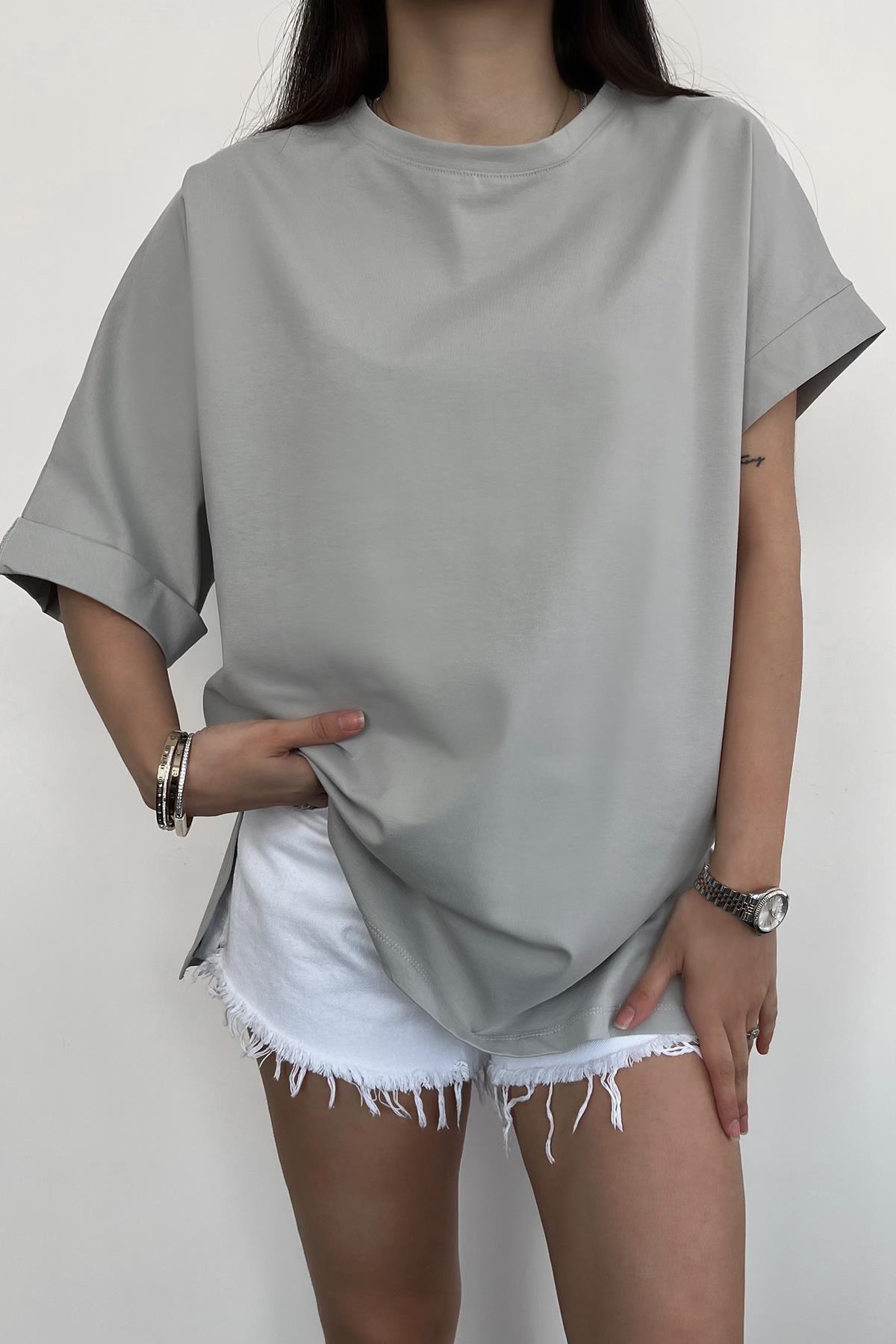 KOLU KATLAMALI OVERSİZE BİSİKLET YAKA TİŞÖRT GRİ