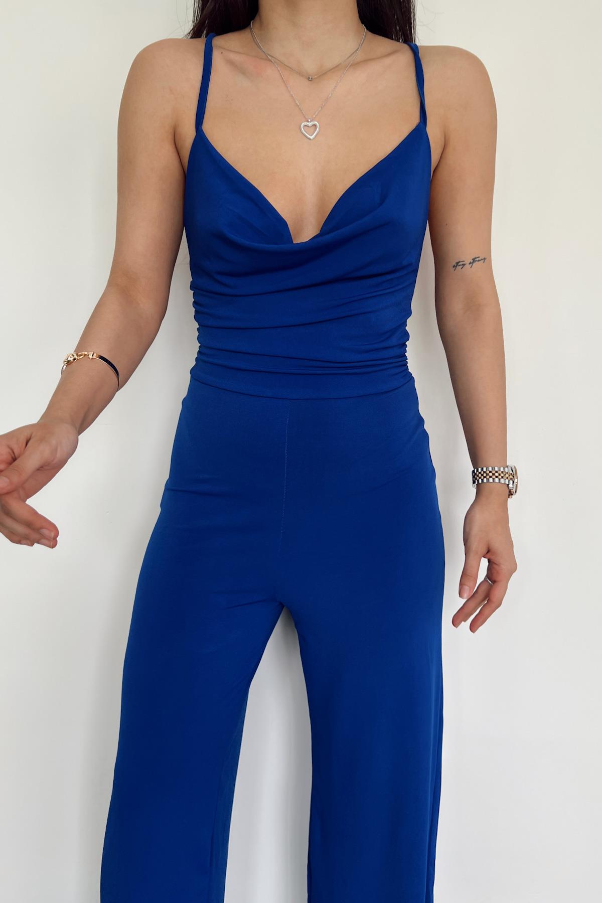 SIRT DETAYI İPLİ TULUM