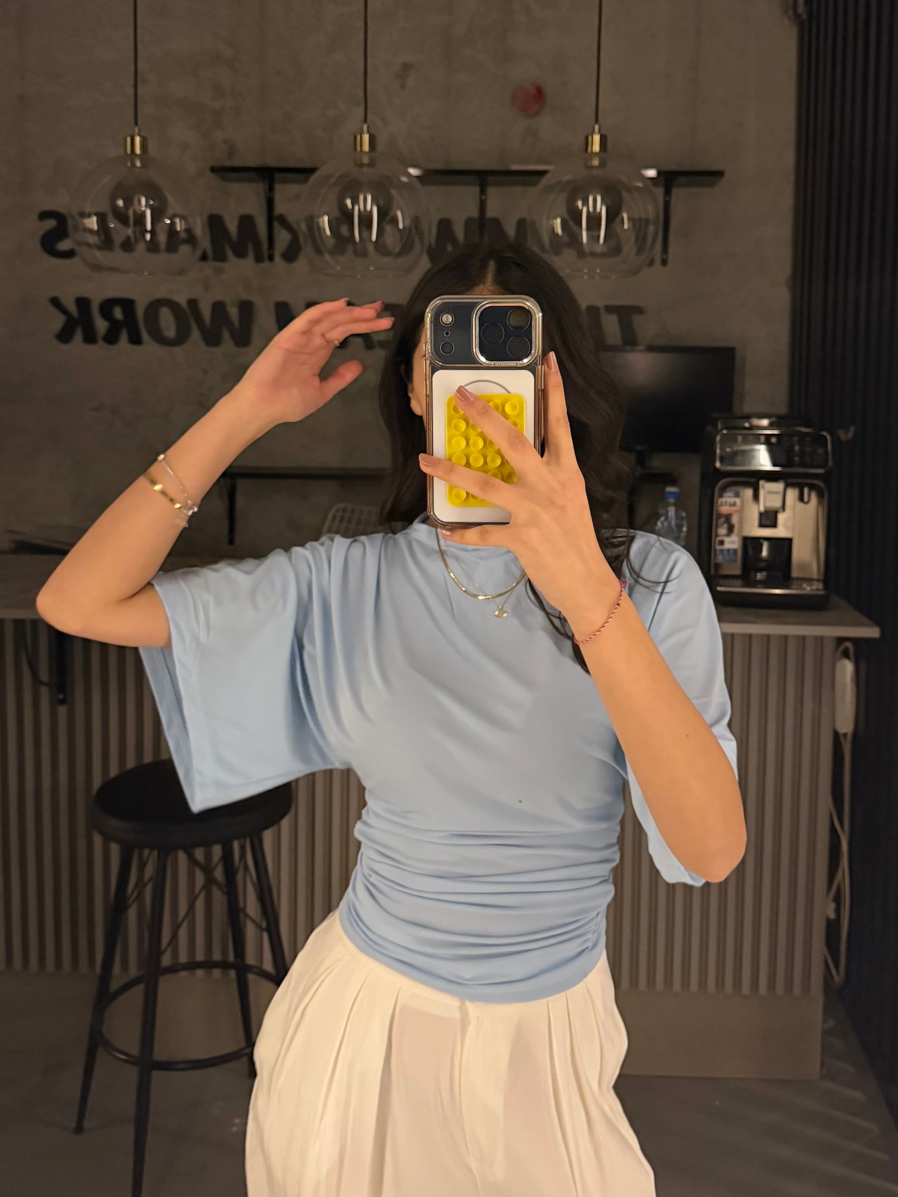 BEBEK MAVİSİ SANDY KUMAŞ BEL KORSELİ KISA KOL BLUZ