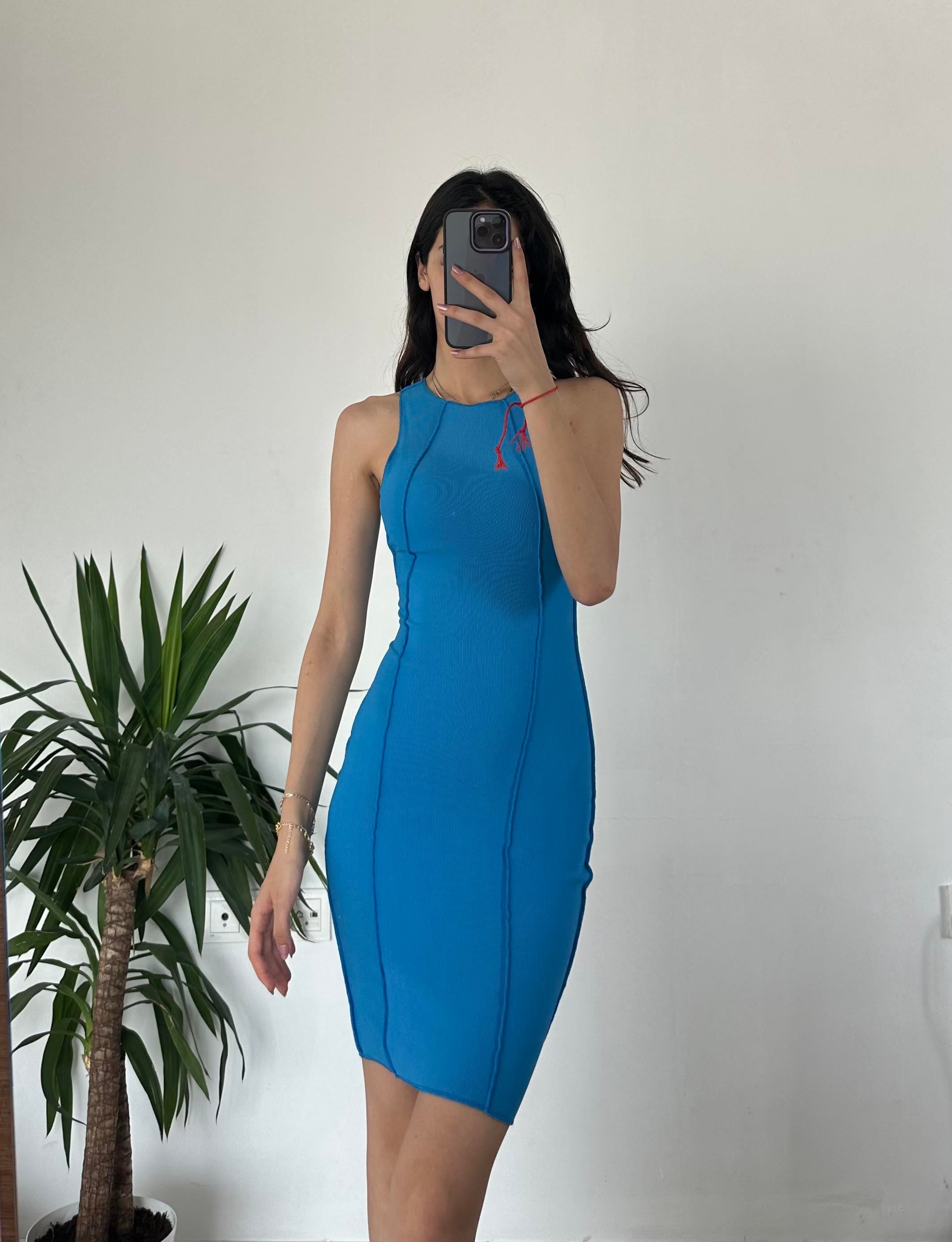 MAVİ TERS DİKİŞ 0 KOLLU ELBİSE