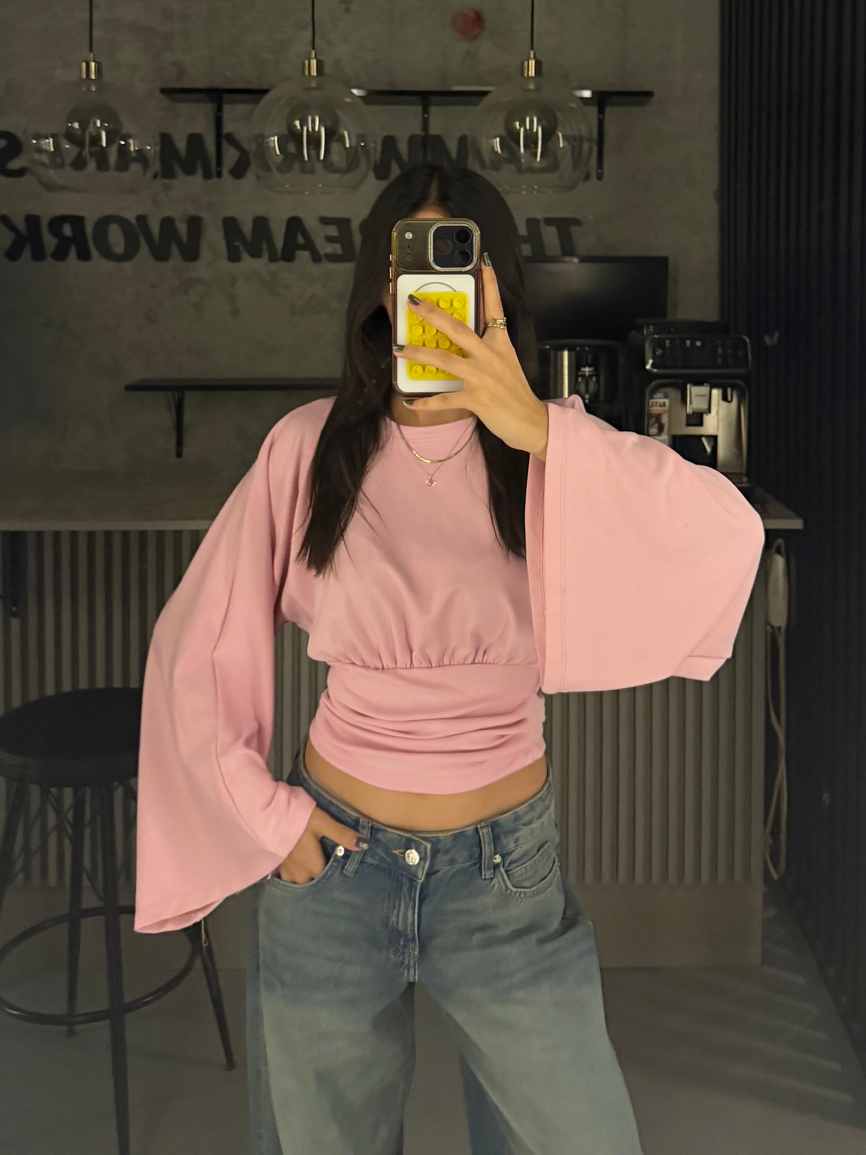 PEMBE BEL KORSE BÜZGÜLÜ İSPANYOL KOL BLUZ 