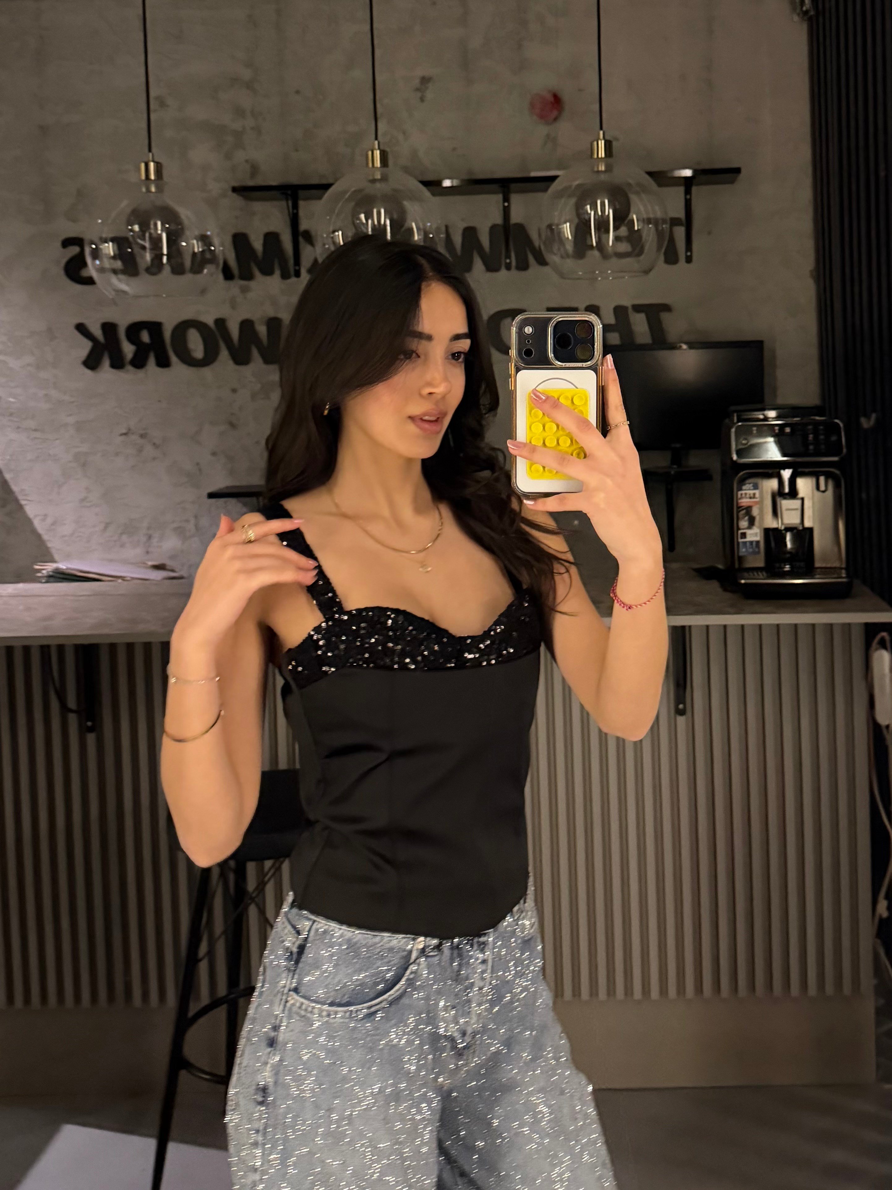 PUL DETAY SATEN SİYAH KORSE BLUZ