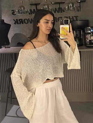 BEYAZ PULLU CROP TOP