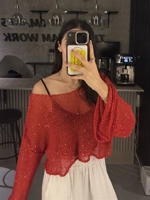KIRMIZI PULLU CROP TOP