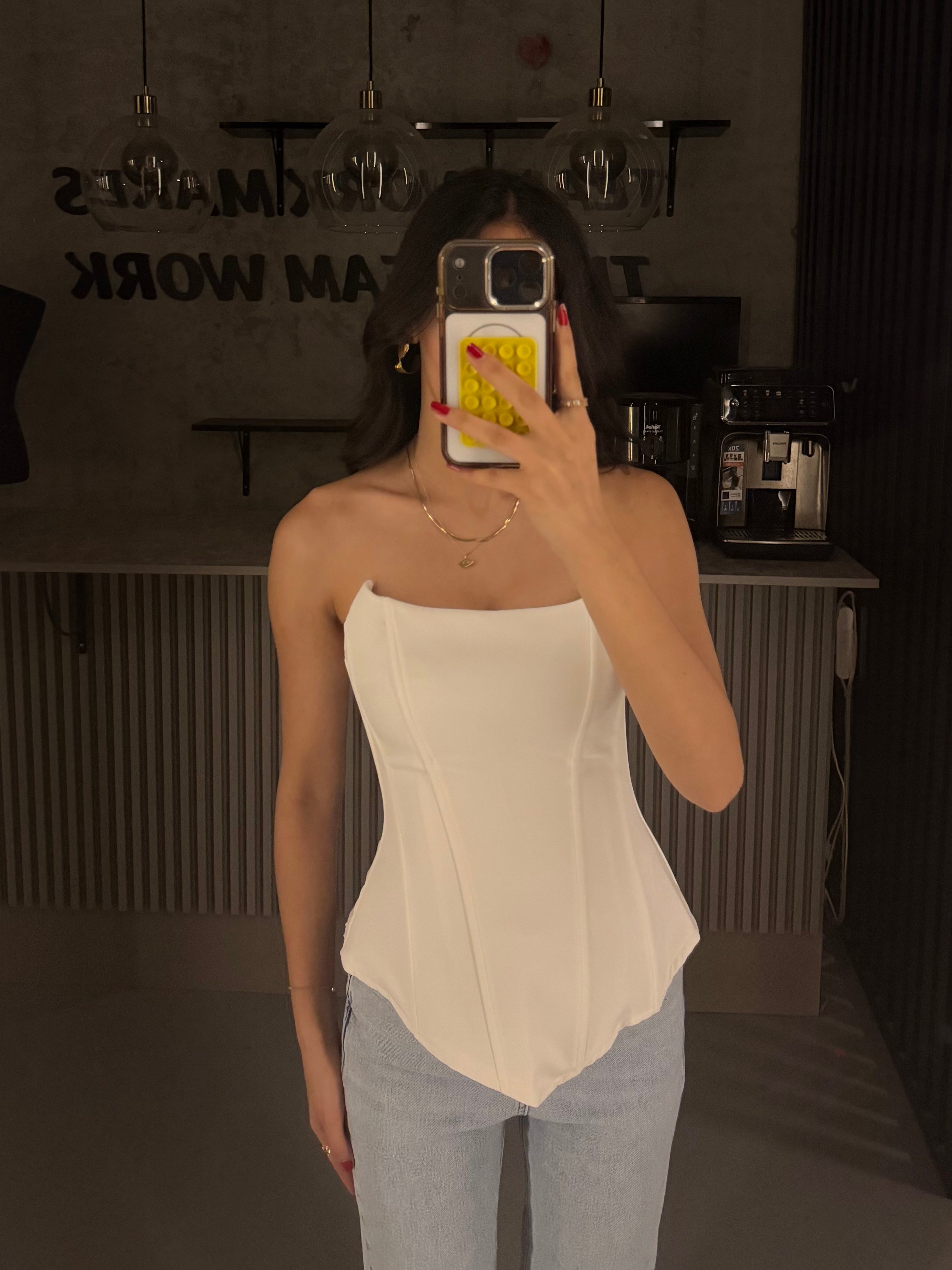 BEYAZ FERMUARLI KORSE