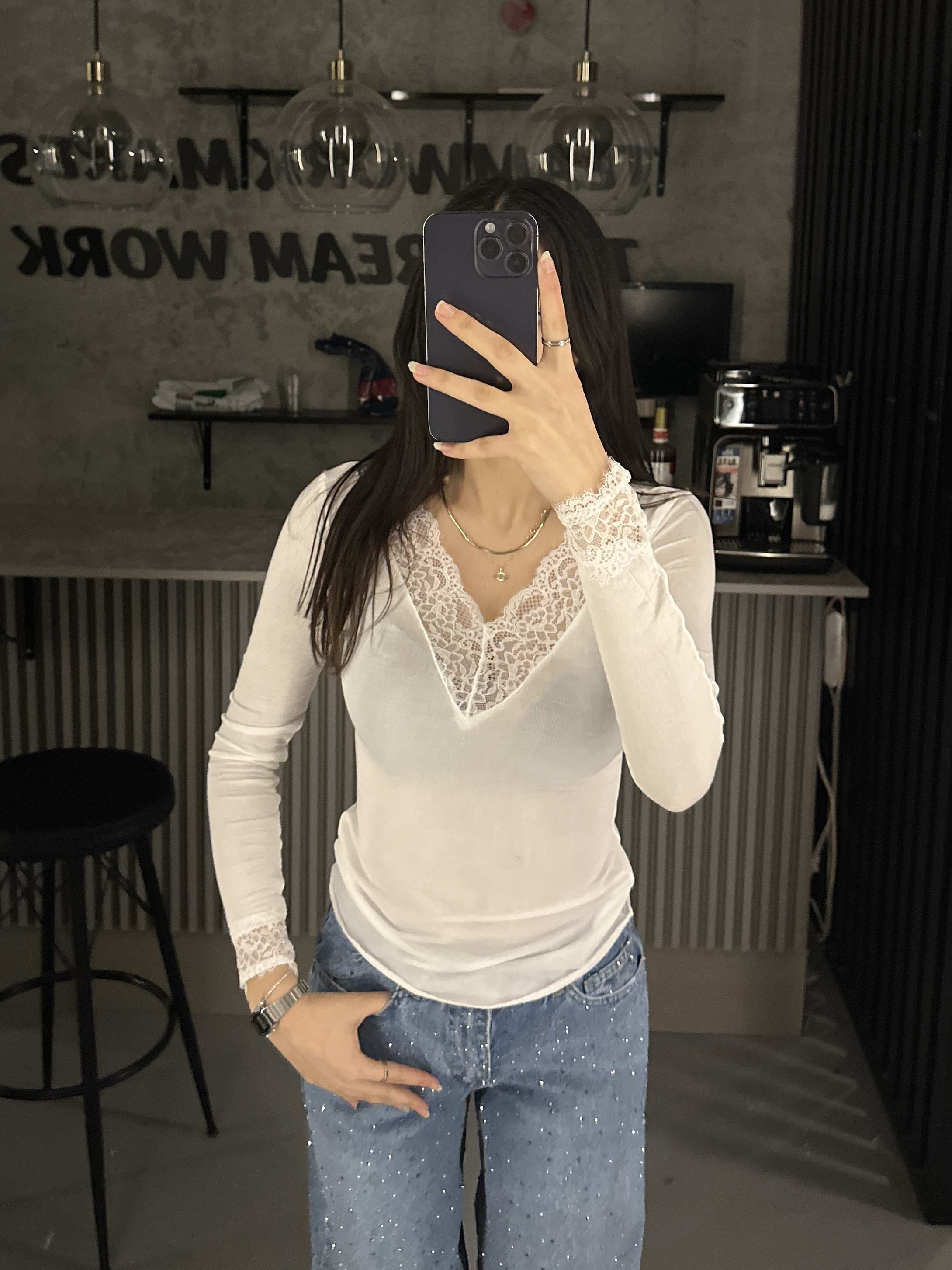 DANTEL DETAY BEYAZ KAŞMİR BLUZ