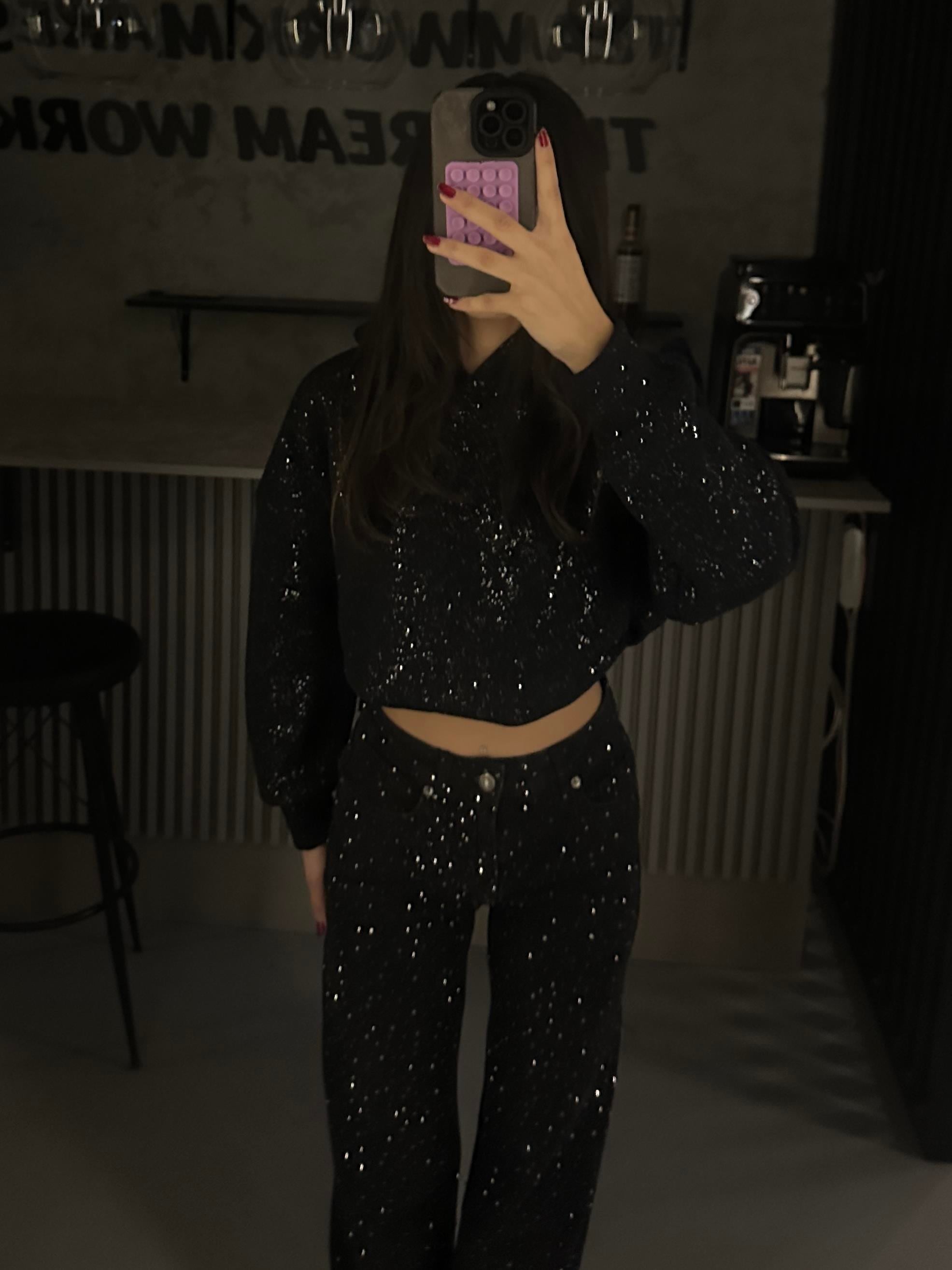 FULL SİMLİ SİYAH SWEATSHİRT