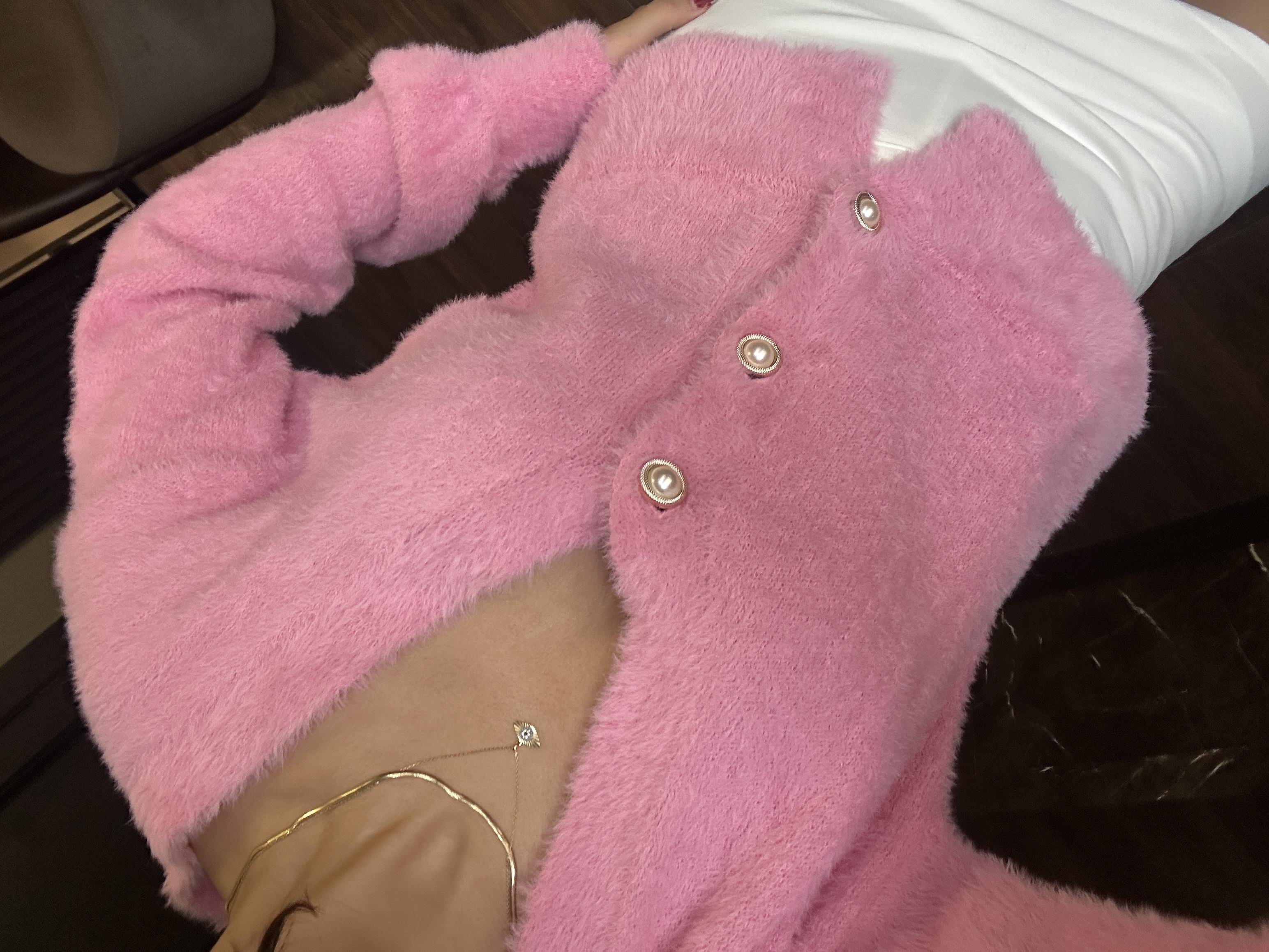 İNCİ DÜĞMELİ YUMOŞ PEMBE HIRKA