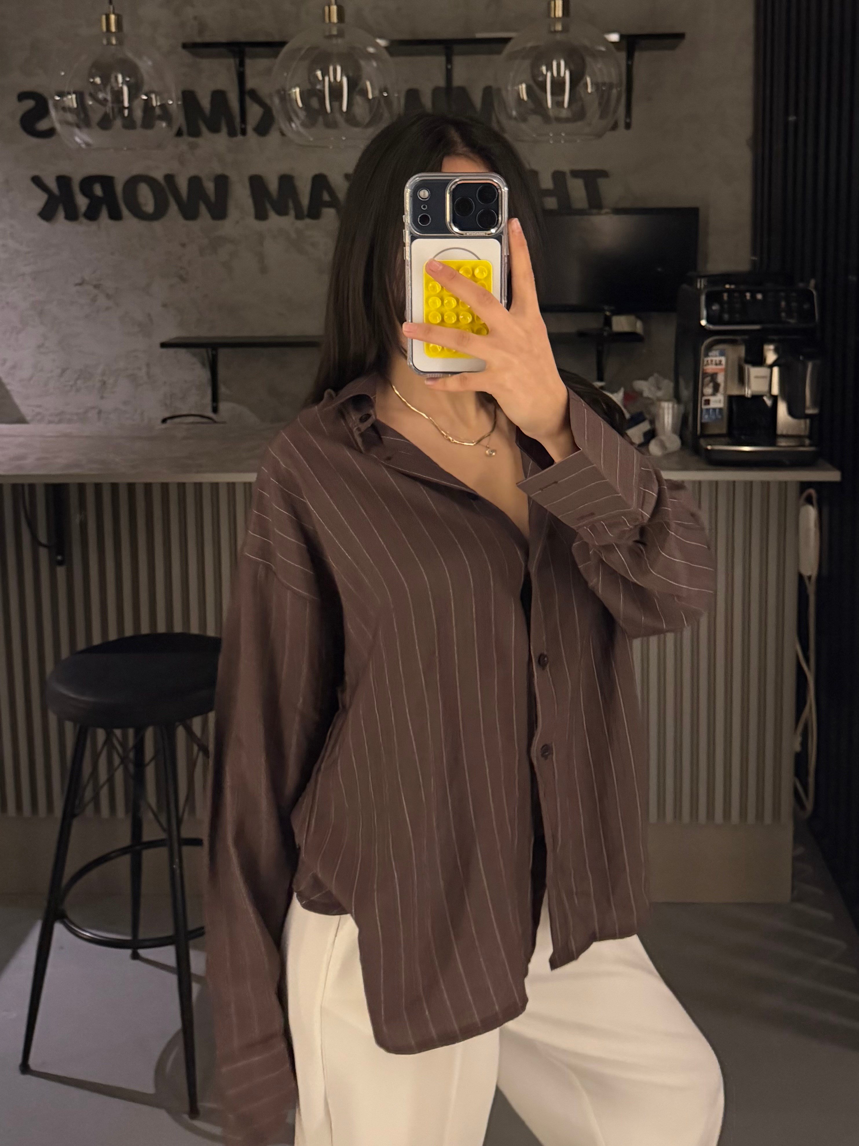 KAHVE ÇİZGİLİ GÖMLEK