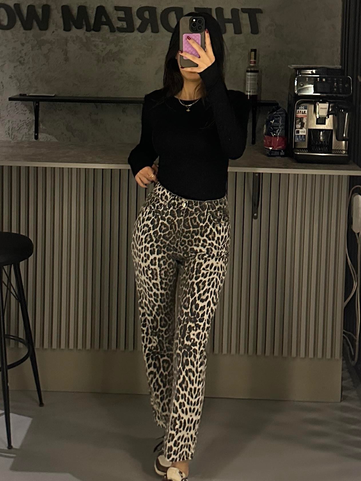 KESİK PAÇA LEOPAR JEAN