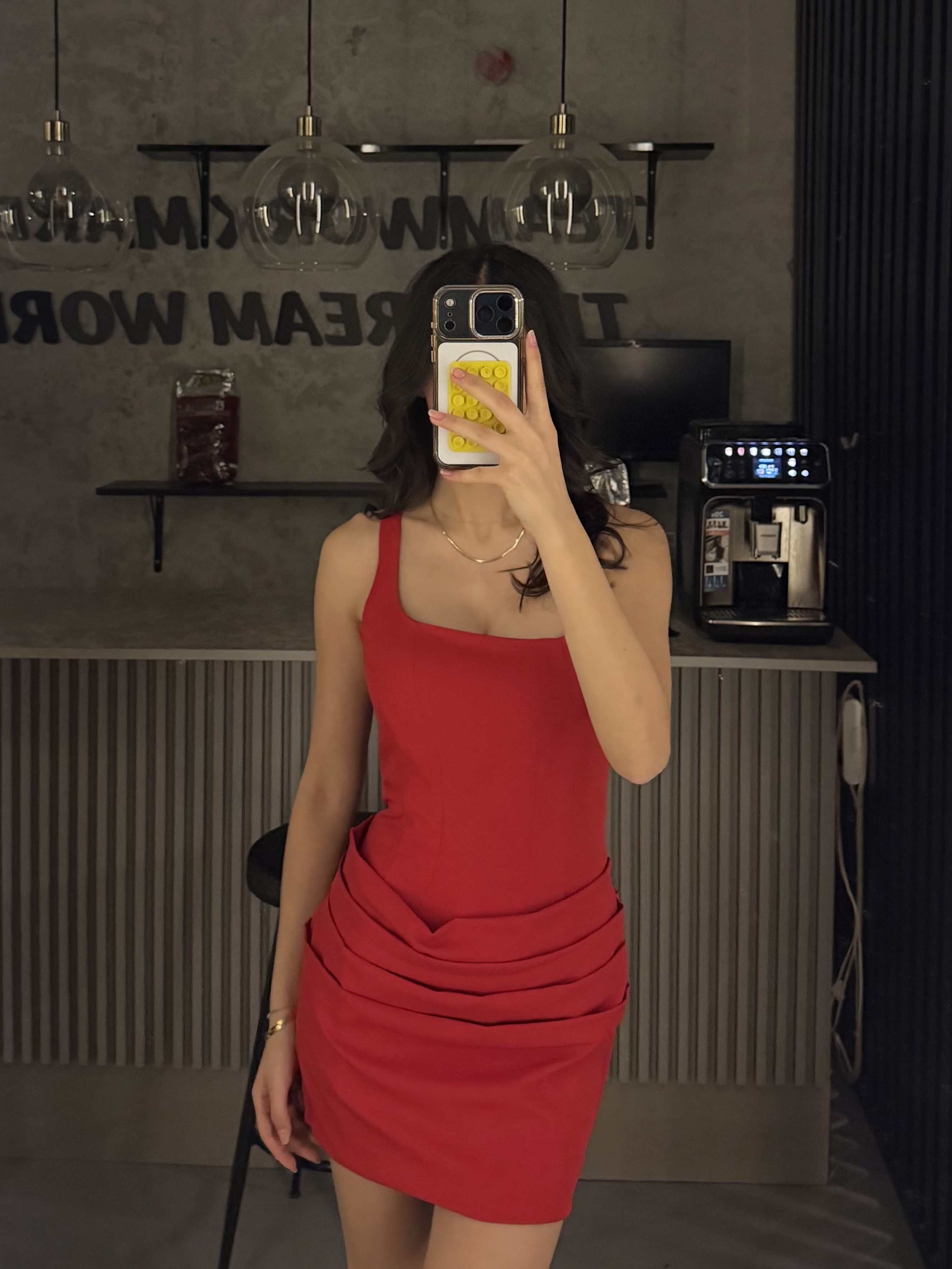 KIRMIZI BALEN DETAYLI MİNİ BOY ELBİSE 