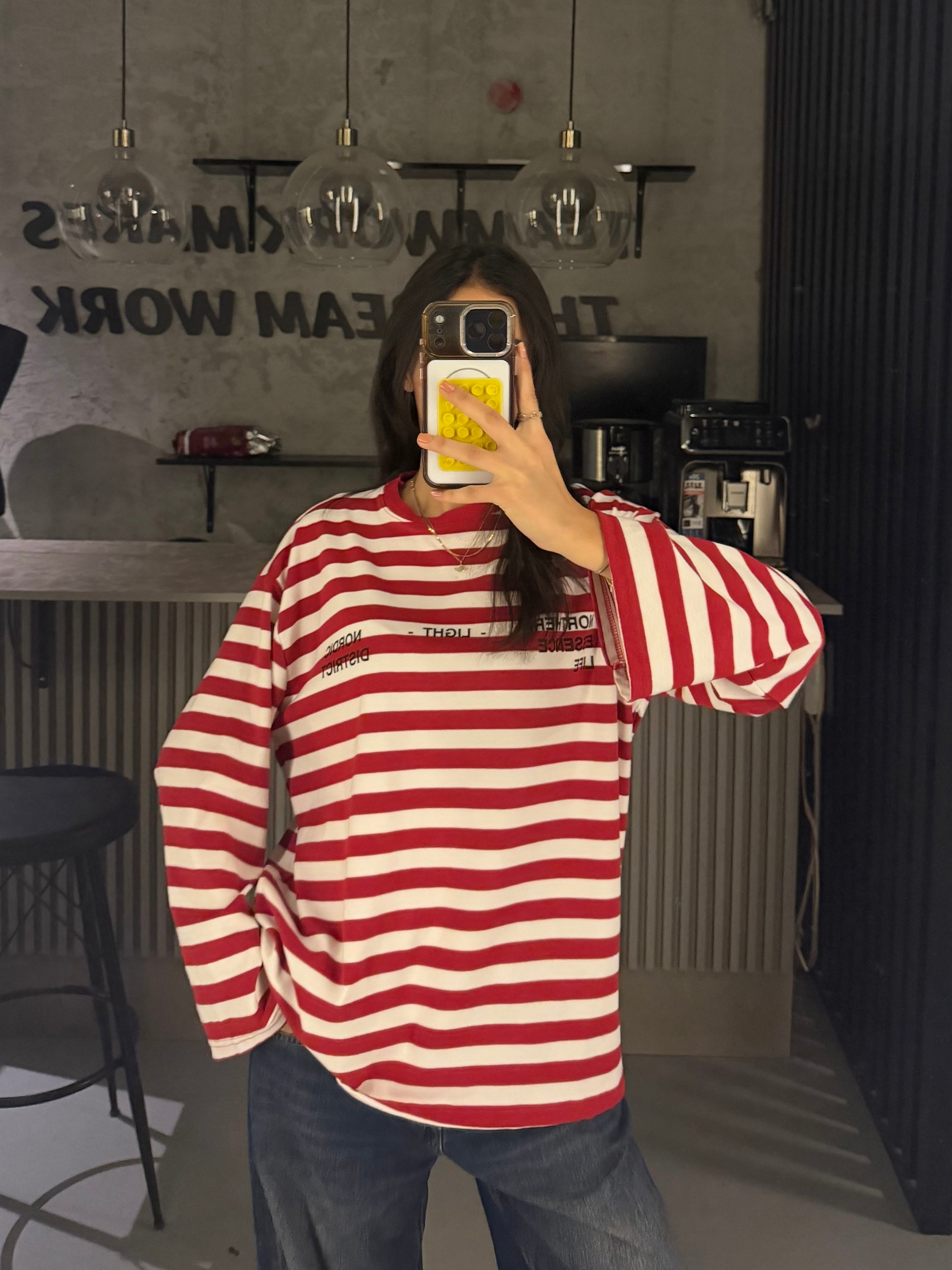 KIRMIZI LIGHT ÇİZGİLİ SWEATER