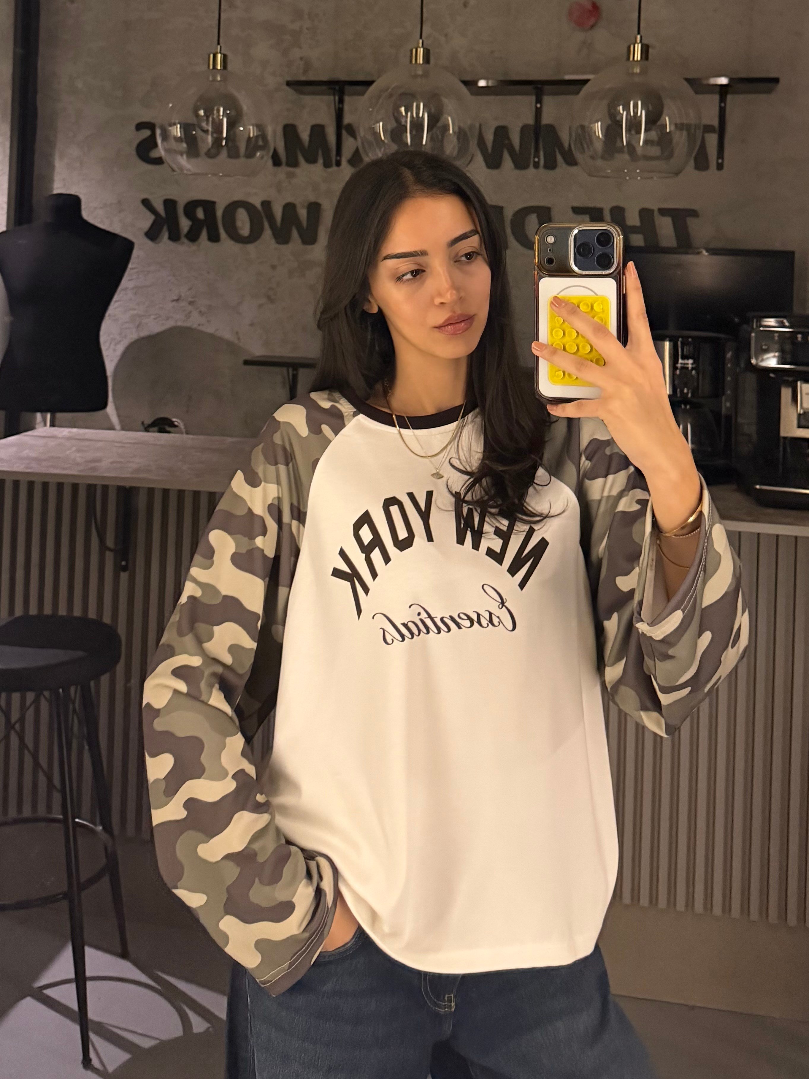 NEW YORK KAMUFLAJ REGLAN KOL SWEATER