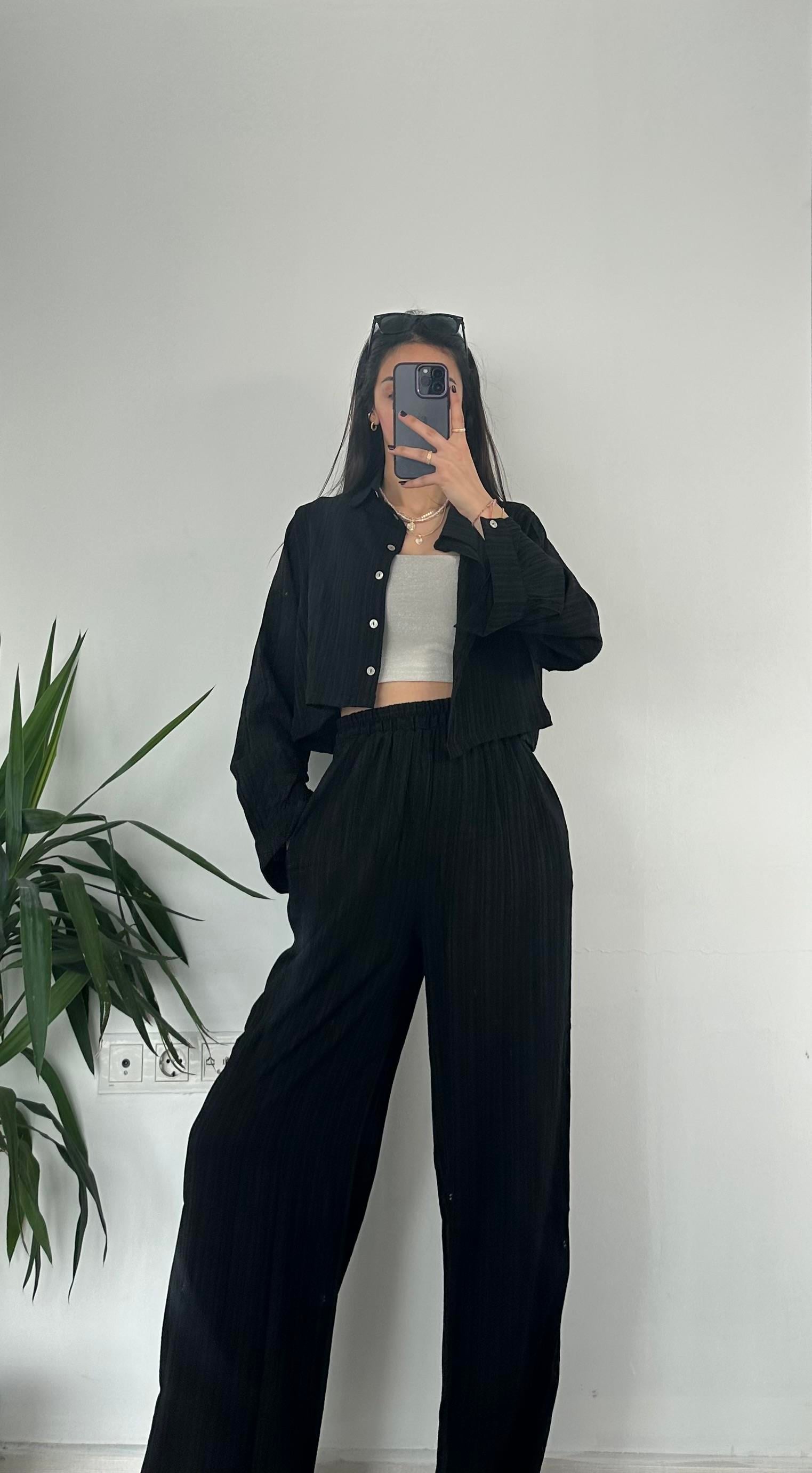 SİYAH GOFRE CROP GÖMLEK PANTOLON TAKIM