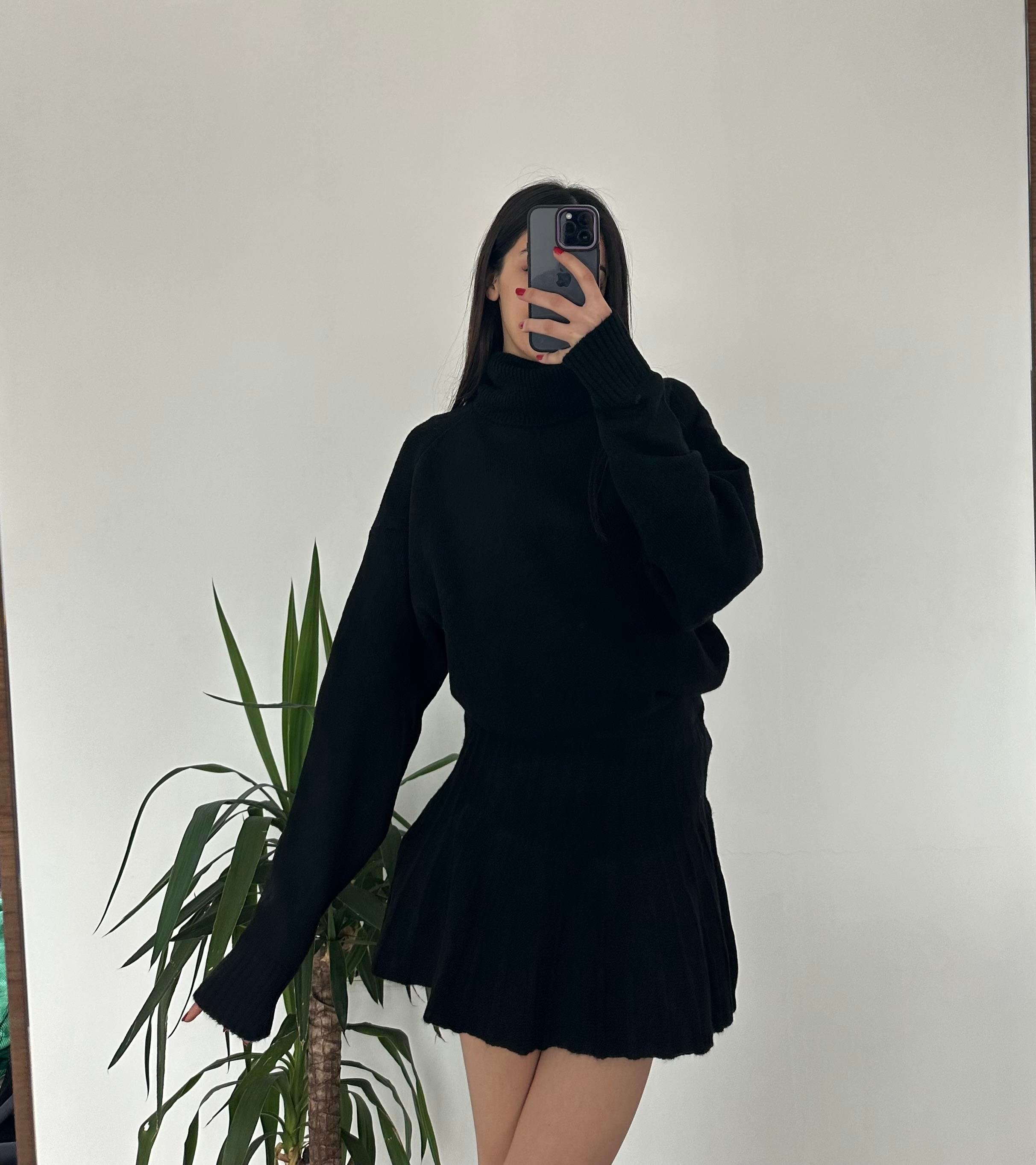 ZARA TRİKO SİYAH ETEK TAKIM