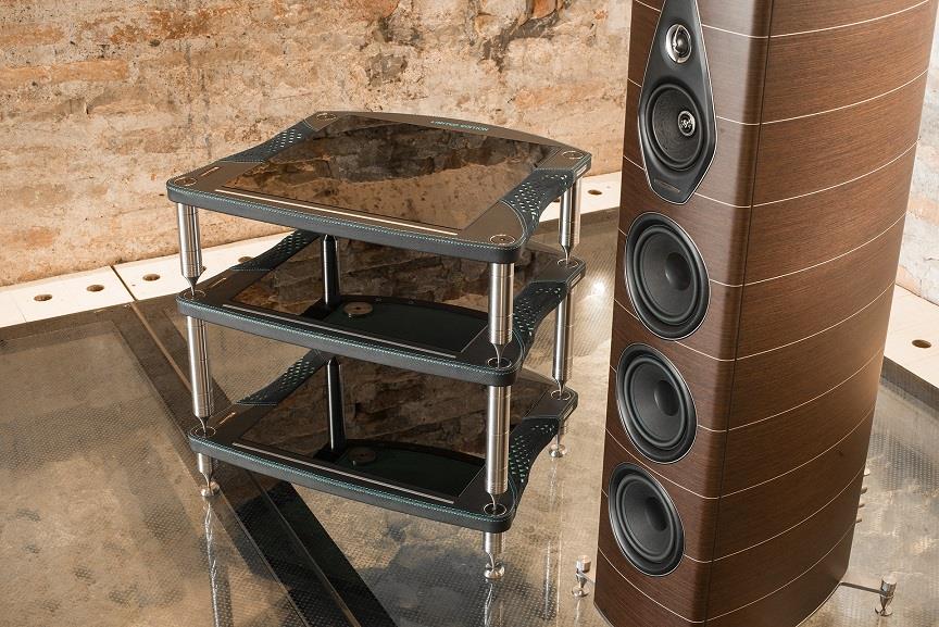  B BY BASSOCONTINUO  ACCORDEON XL4 2.1 Mcintosh Edition Hifi Sehpa