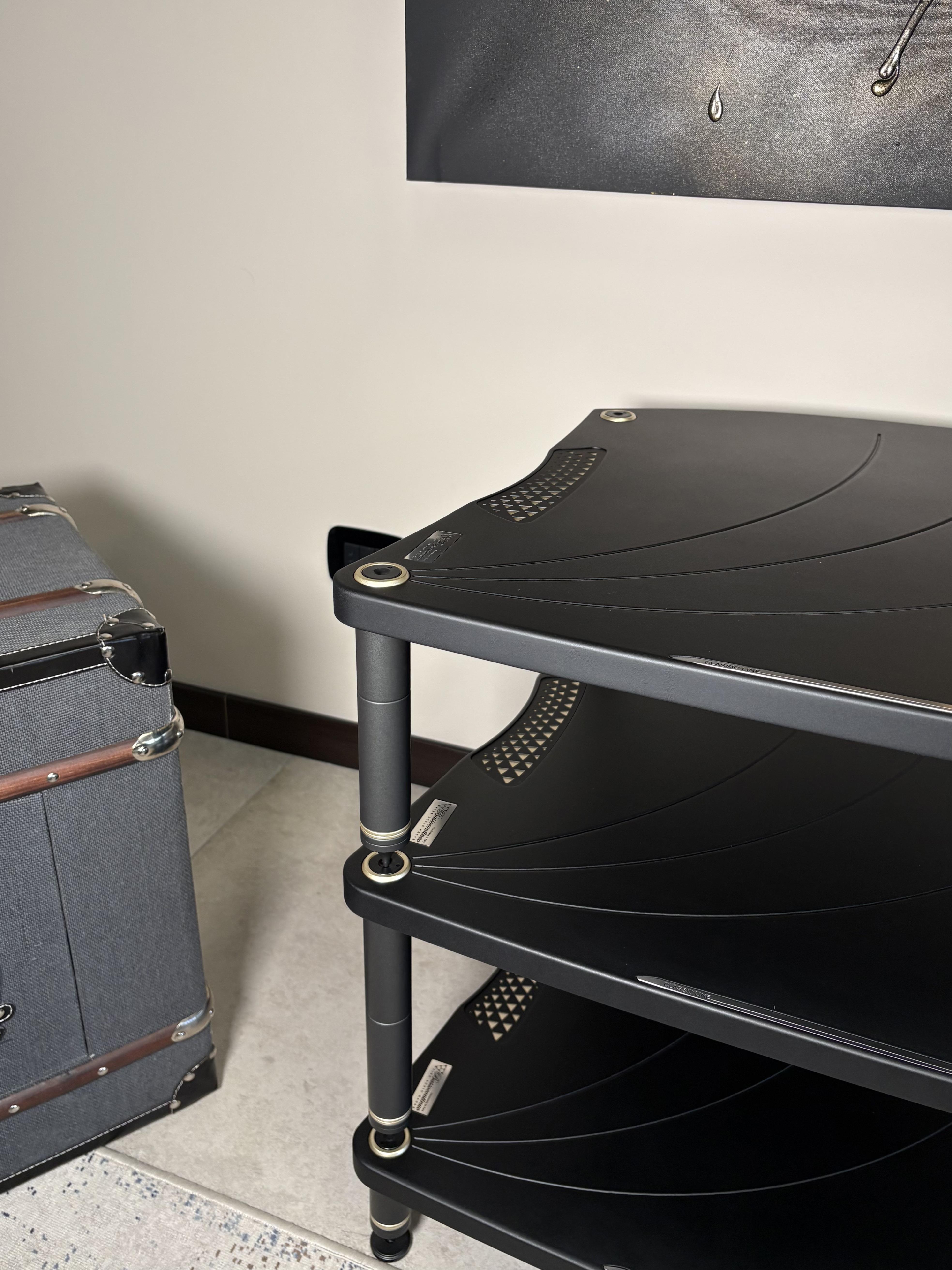 BASSOCONTINUO  Classic Line Lyra XL4 2.1 Accuphase Edition Hifi Sehpa