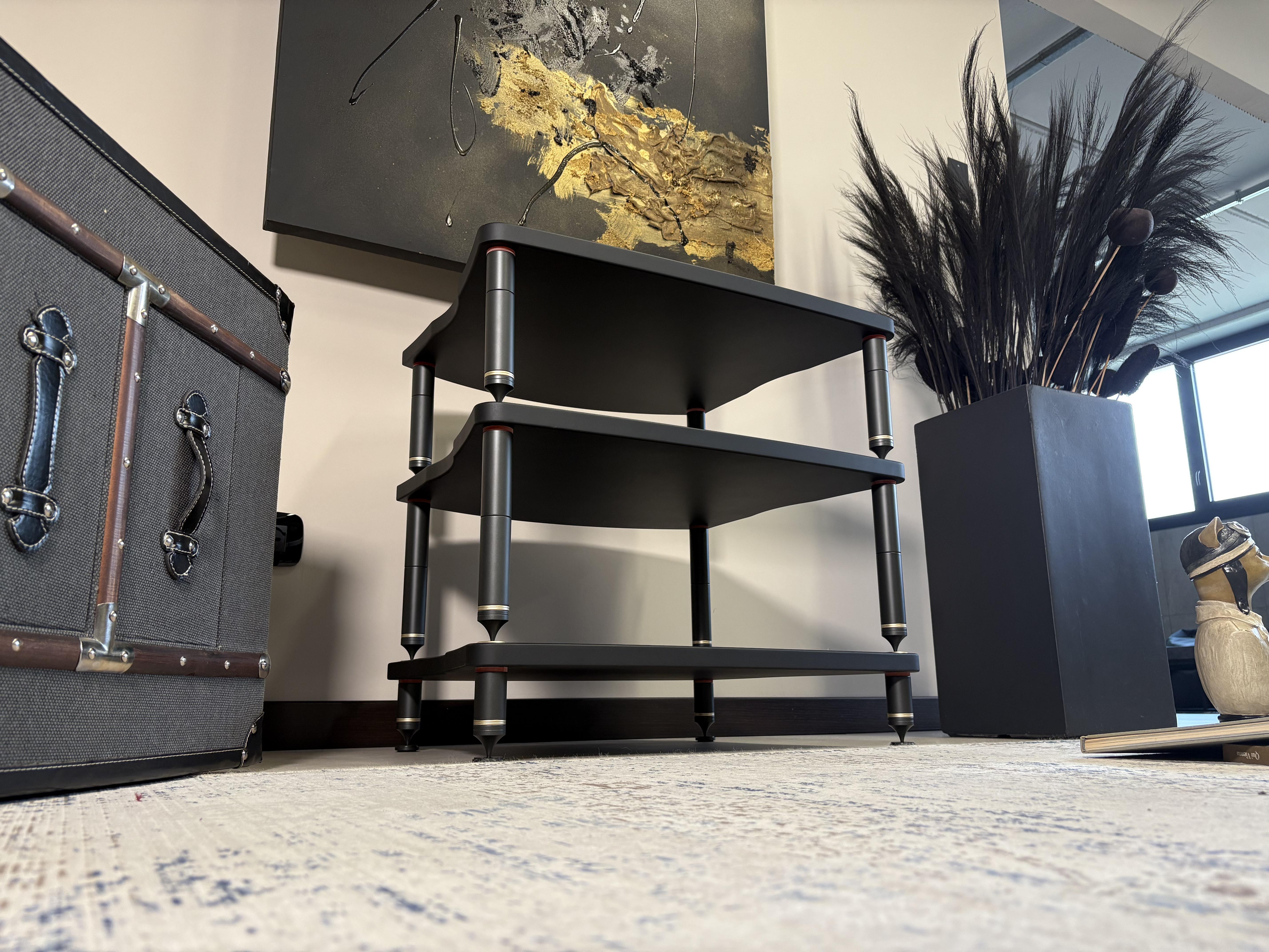 BASSOCONTINUO  Classic Line Lyra XL4 2.1 Accuphase Edition Hifi Sehpa