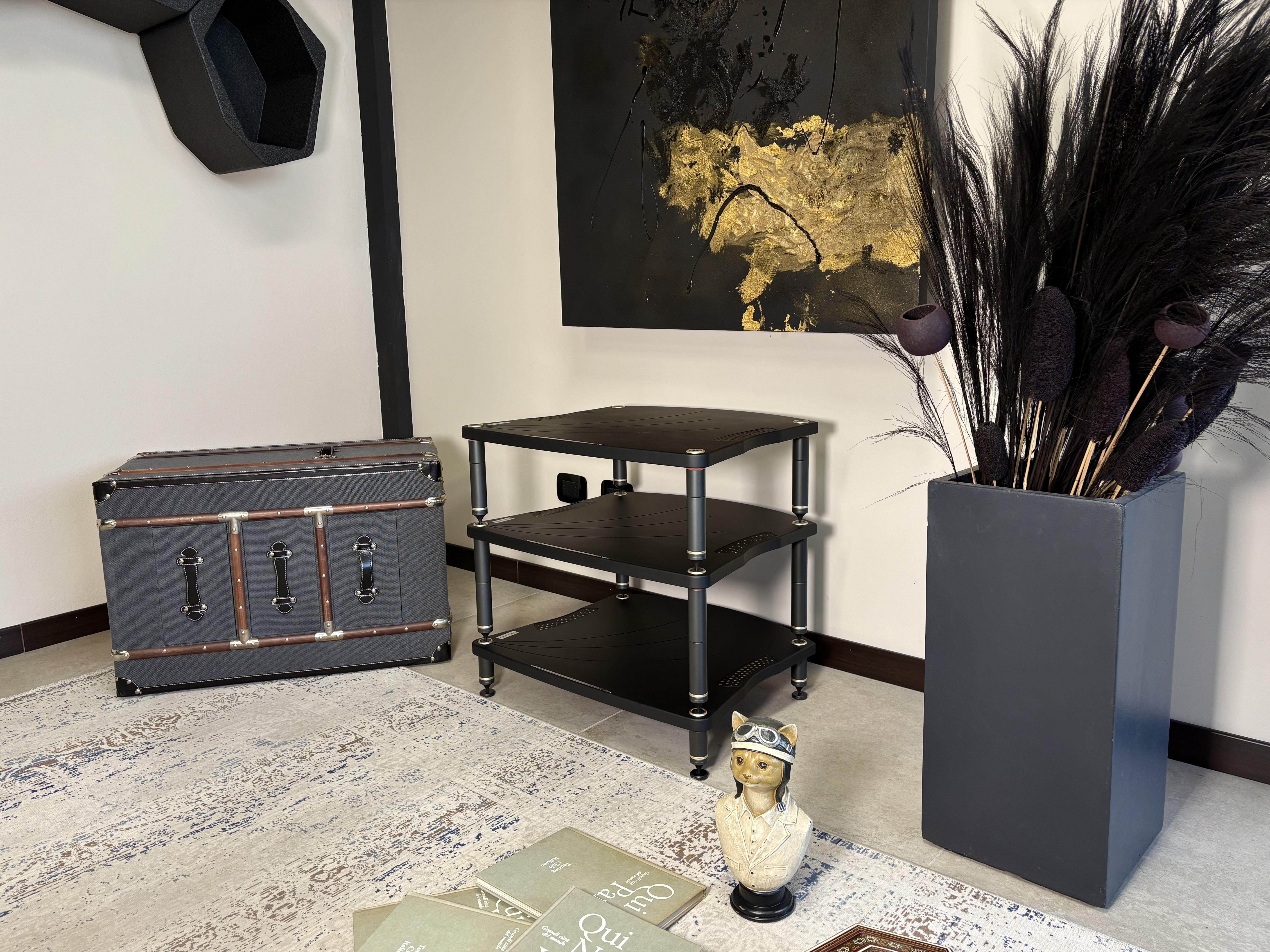 BASSOCONTINUO  Classic Line Lyra XL4 2.1 Accuphase Edition Hifi Sehpa
