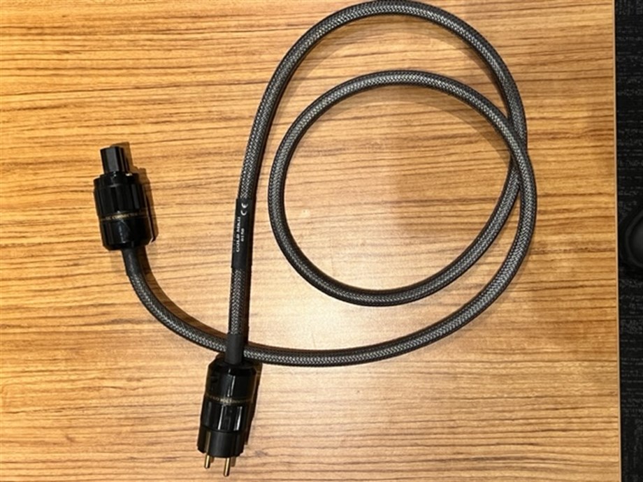 Goldkabel  Executive SUPERCORD  MKII C15 Güç Kablosu 1.5 mt