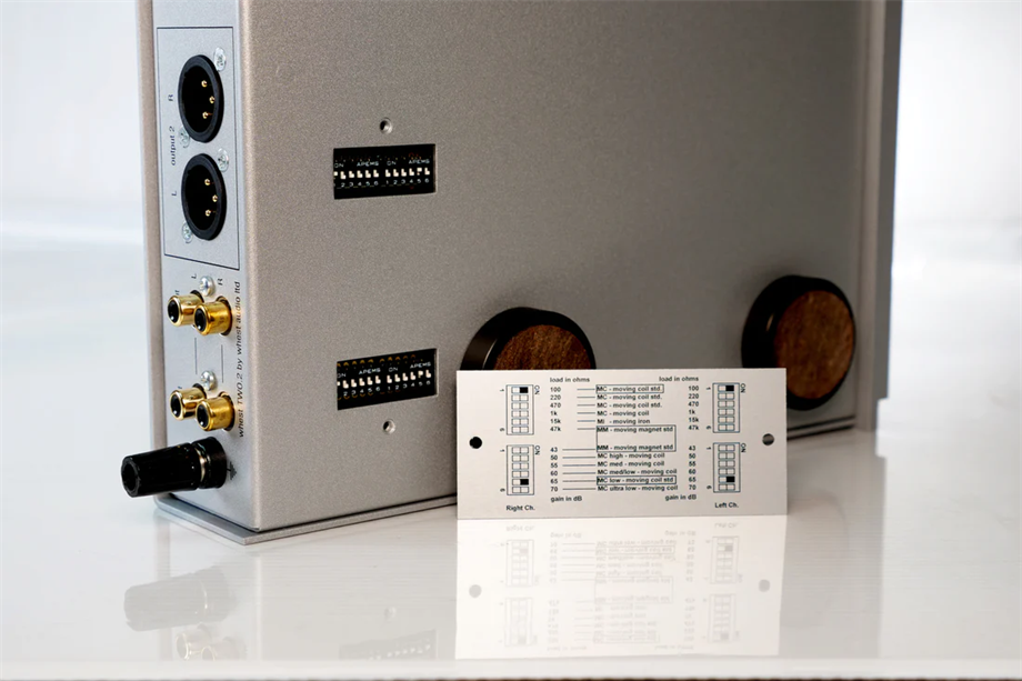 Whest TWO.2 Pikap Preamplifikatörü