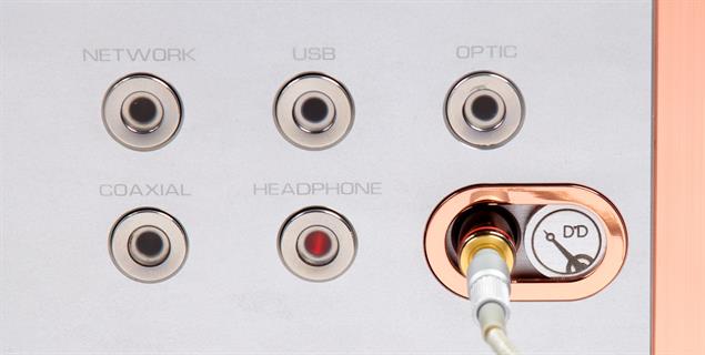 DAN DAGOSTINO Momentum MXV Entegre Amplifikatör