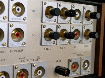 LEBEN RS-28 CX TUBE PREAMPLİFİKATÖR