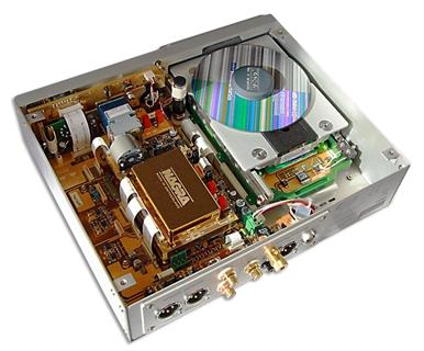 NAGRA CDC Pre-CD çalar +VFS izolasyon platformu