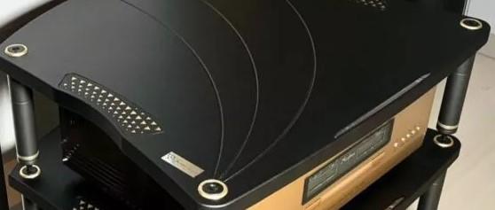 BASSOCONTINUO  Classic Line Cymbalon  2.1 Accuphase Edition AV  Hifi Sehpa