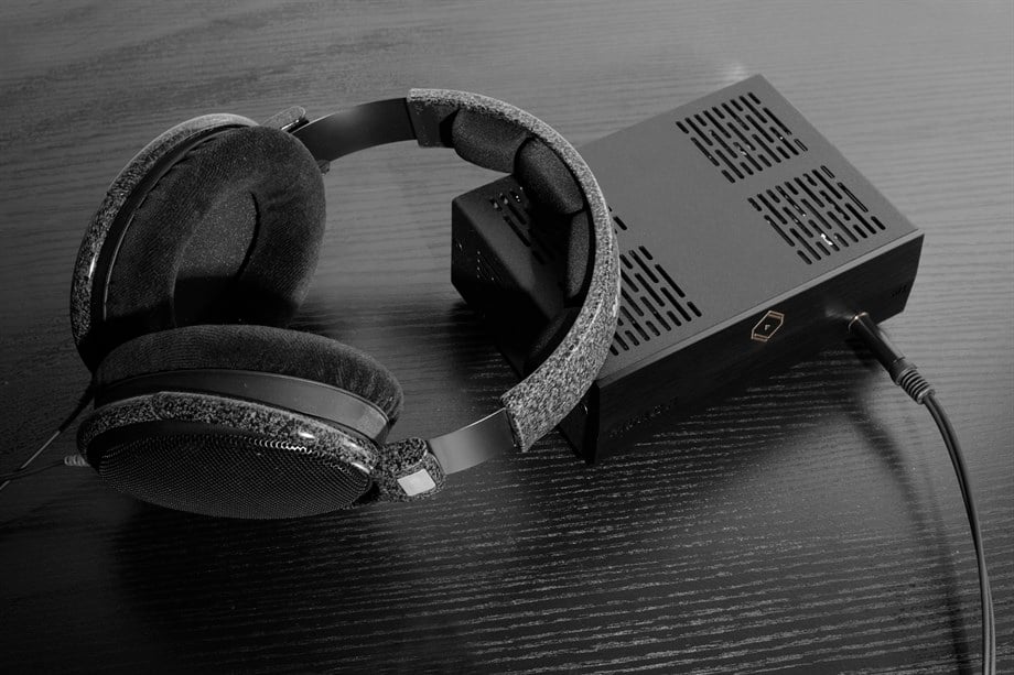 SILENT ANGEL M1 Audiophile Dac / Streamer SILENT ANGEL M1 Audiophile Dac / Streamer