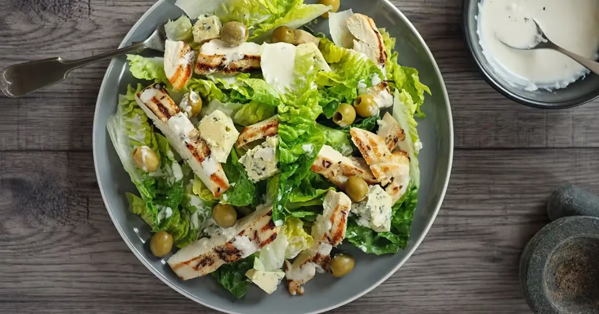 Tavuklu Salata Tarifleri: Lezzet ve Sağlık Bir Arada
