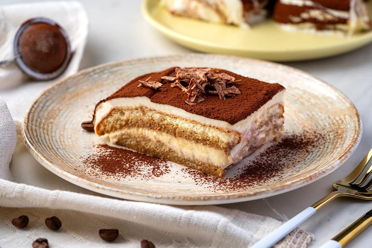 Tiramisu Tarifleri: En Lezzetli Tiramisu Nasıl Yapılır?