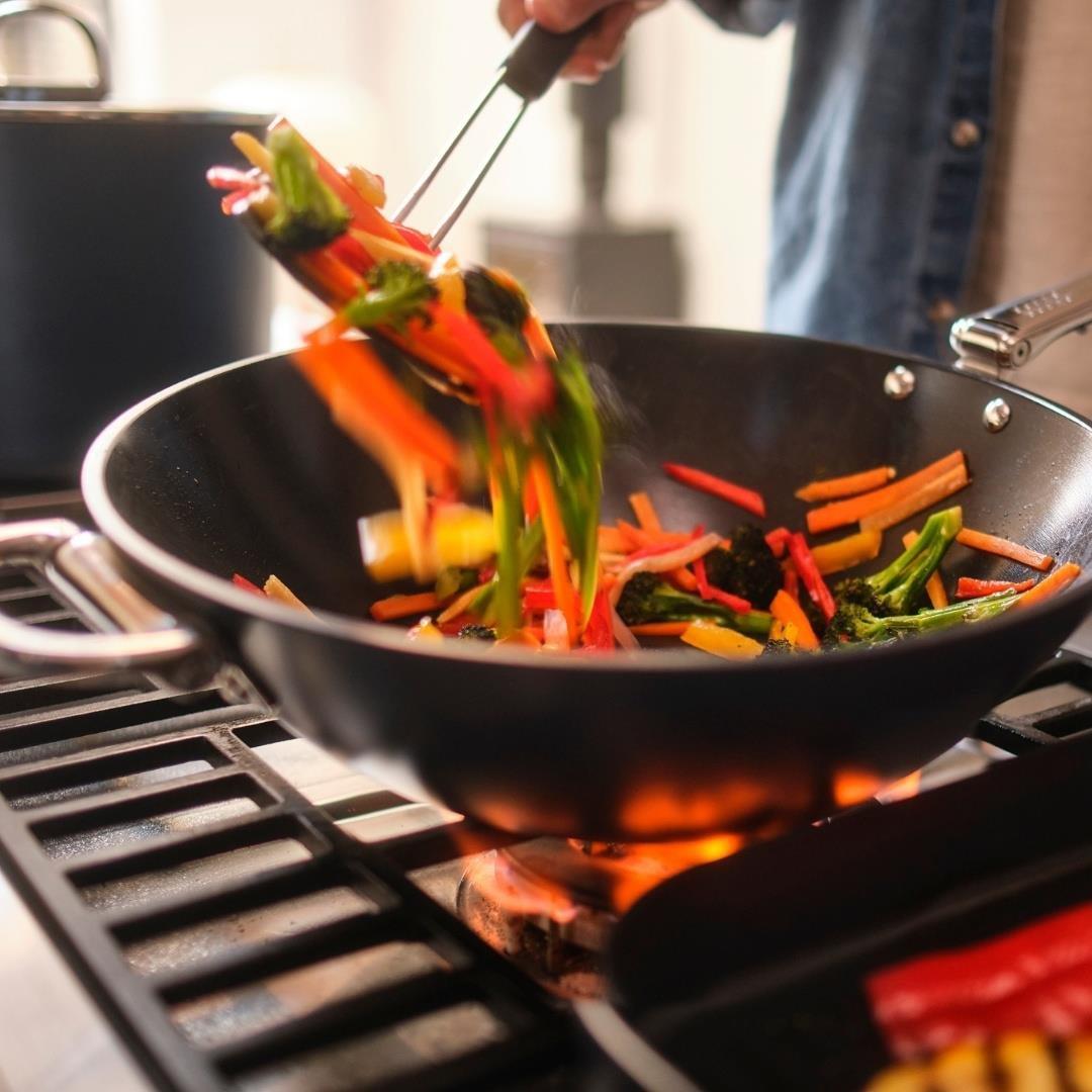 Joseph Joseph 45048 Space 32 Cm. Wok Tava